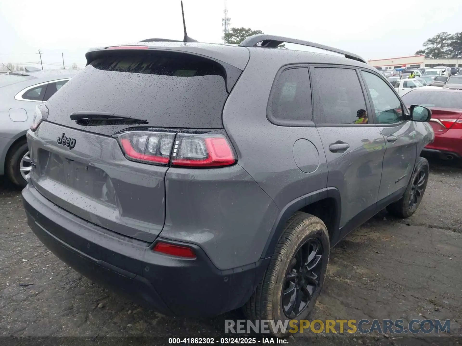 4 Photograph of a damaged car 1C4PJMMB8PD114958 JEEP CHEROKEE 2023