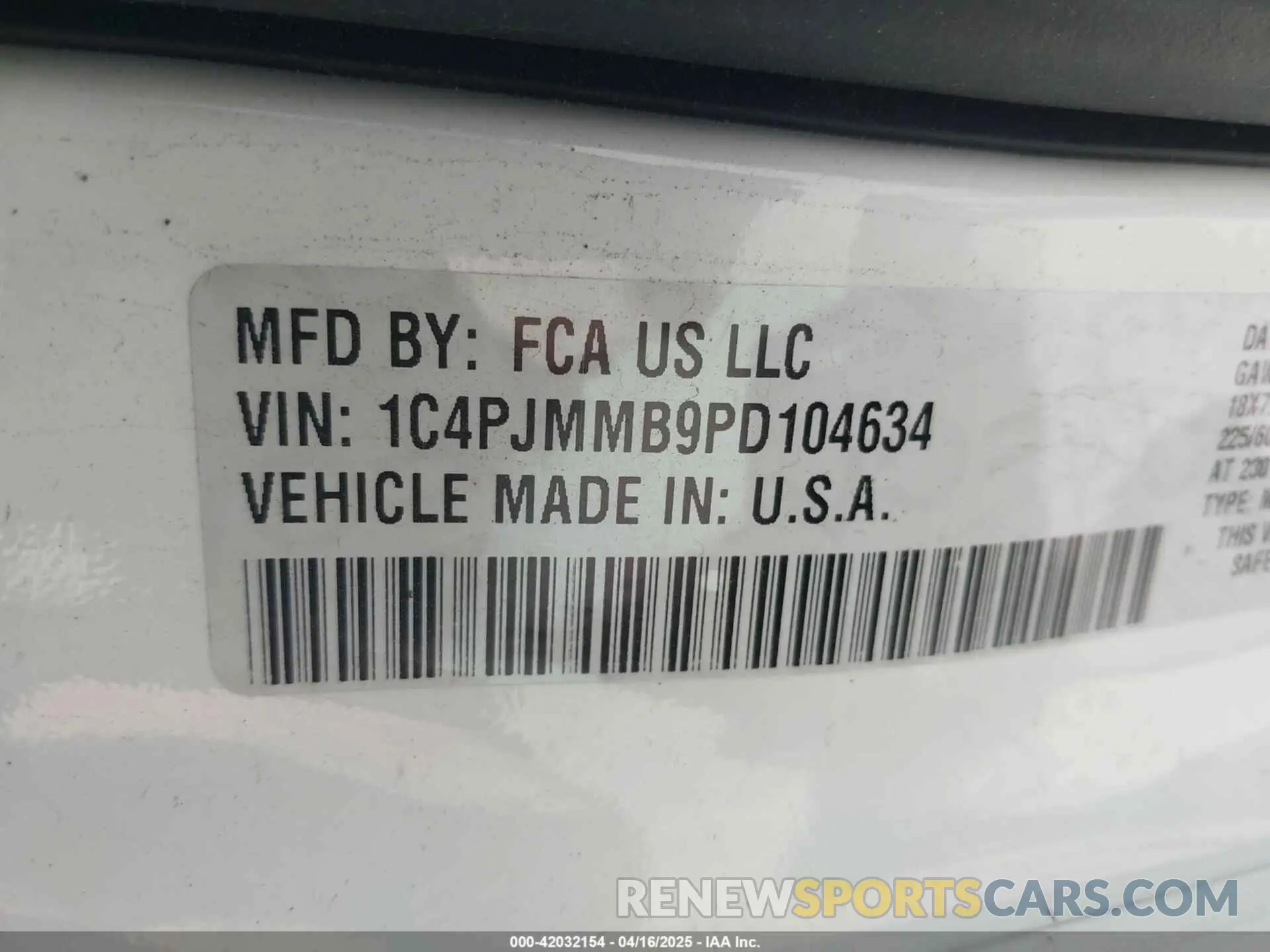 9 Photograph of a damaged car 1C4PJMMB9PD104634 JEEP CHEROKEE 2023