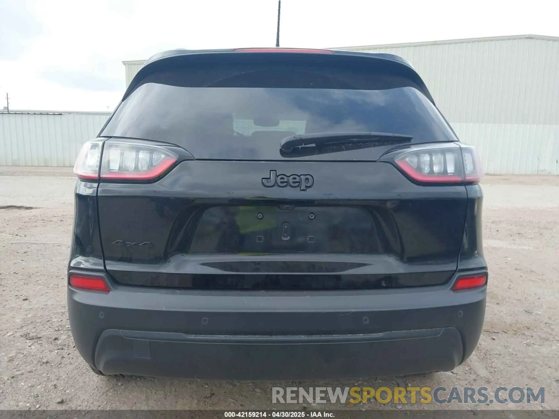 17 Photograph of a damaged car 1C4PJMMB9PD114936 JEEP CHEROKEE 2023