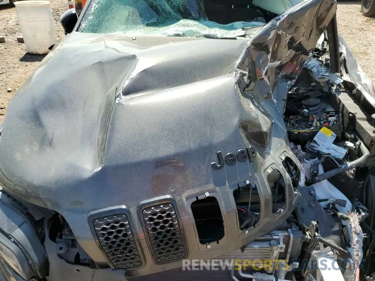 12 Photograph of a damaged car 1C4PJMMB4PD109899 JEEP CHEROKEE A 2023