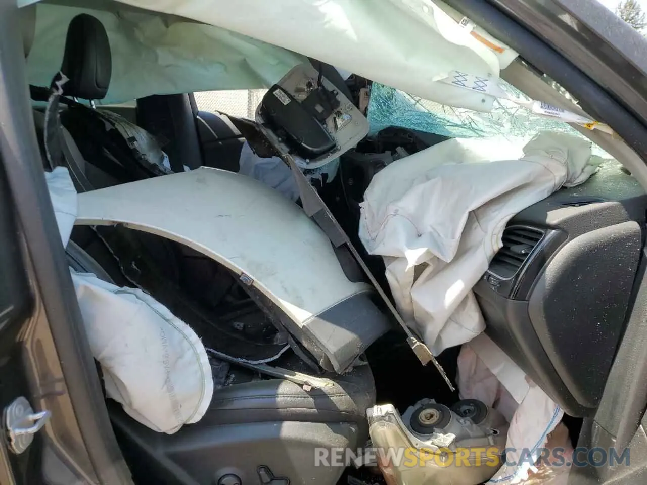 7 Photograph of a damaged car 1C4PJMMB4PD109899 JEEP CHEROKEE A 2023