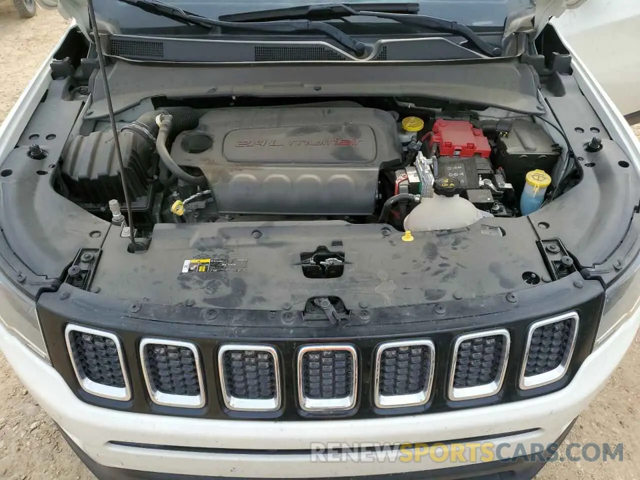 11 Photograph of a damaged car 3C4NJCAB1KT715444 JEEP COMPASS 2019