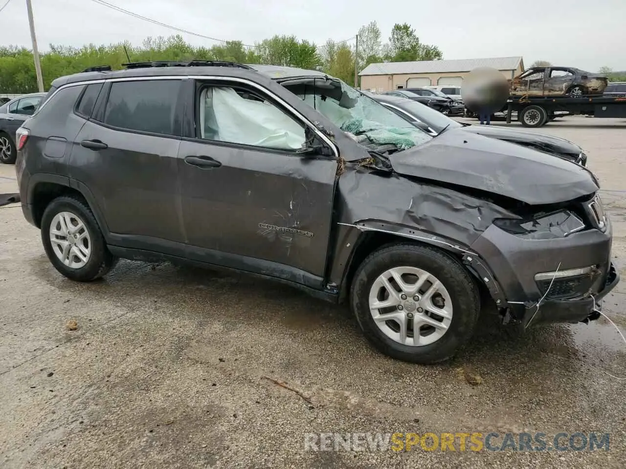 4 Photograph of a damaged car 3C4NJCAB1KT847992 JEEP COMPASS 2019