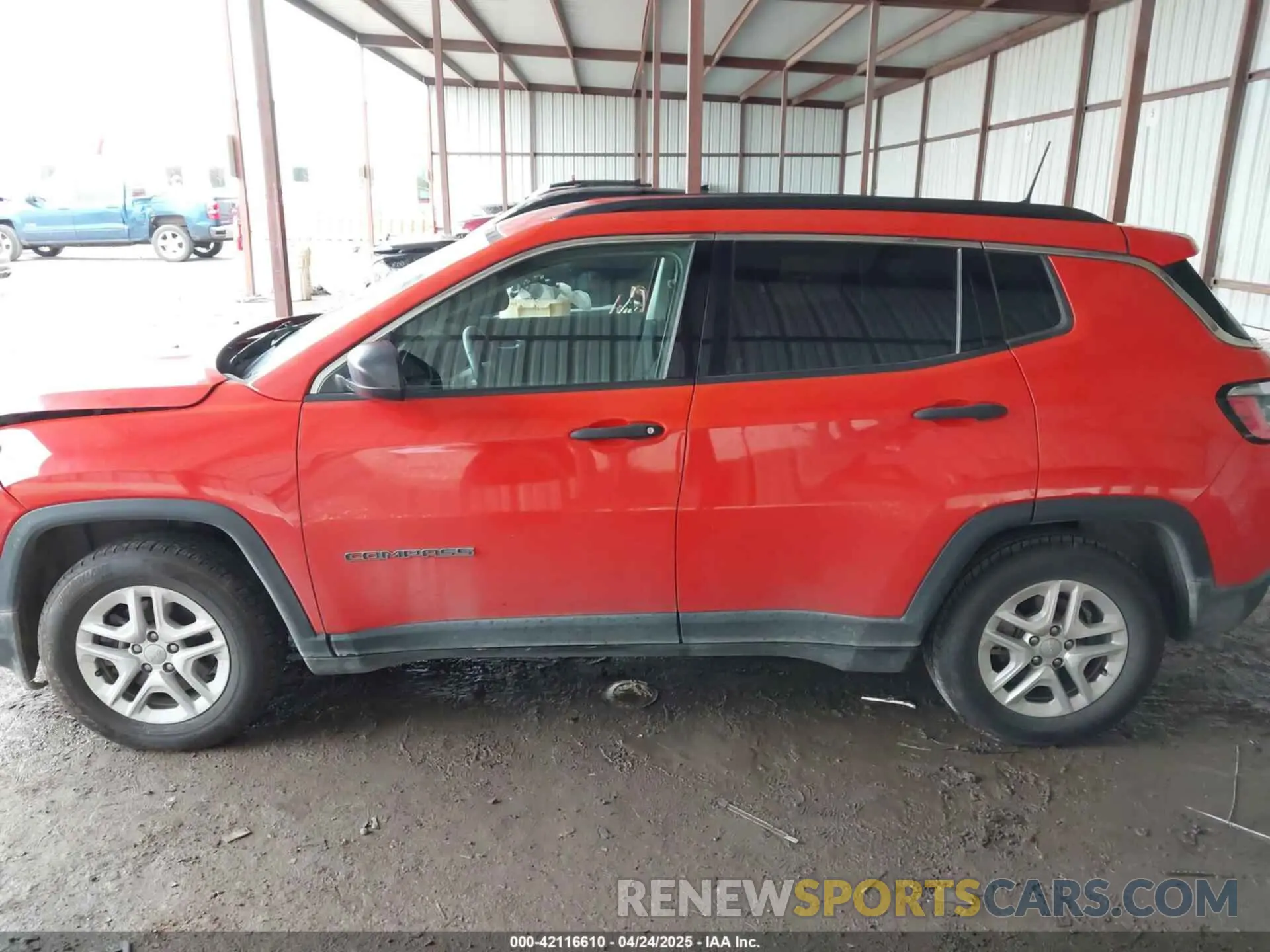 14 Photograph of a damaged car 3C4NJCAB2KT676721 JEEP COMPASS 2019