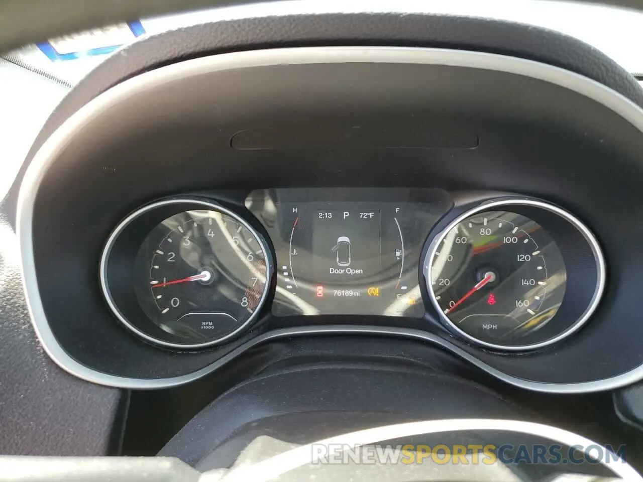9 Photograph of a damaged car 3C4NJCAB2KT699951 JEEP COMPASS 2019
