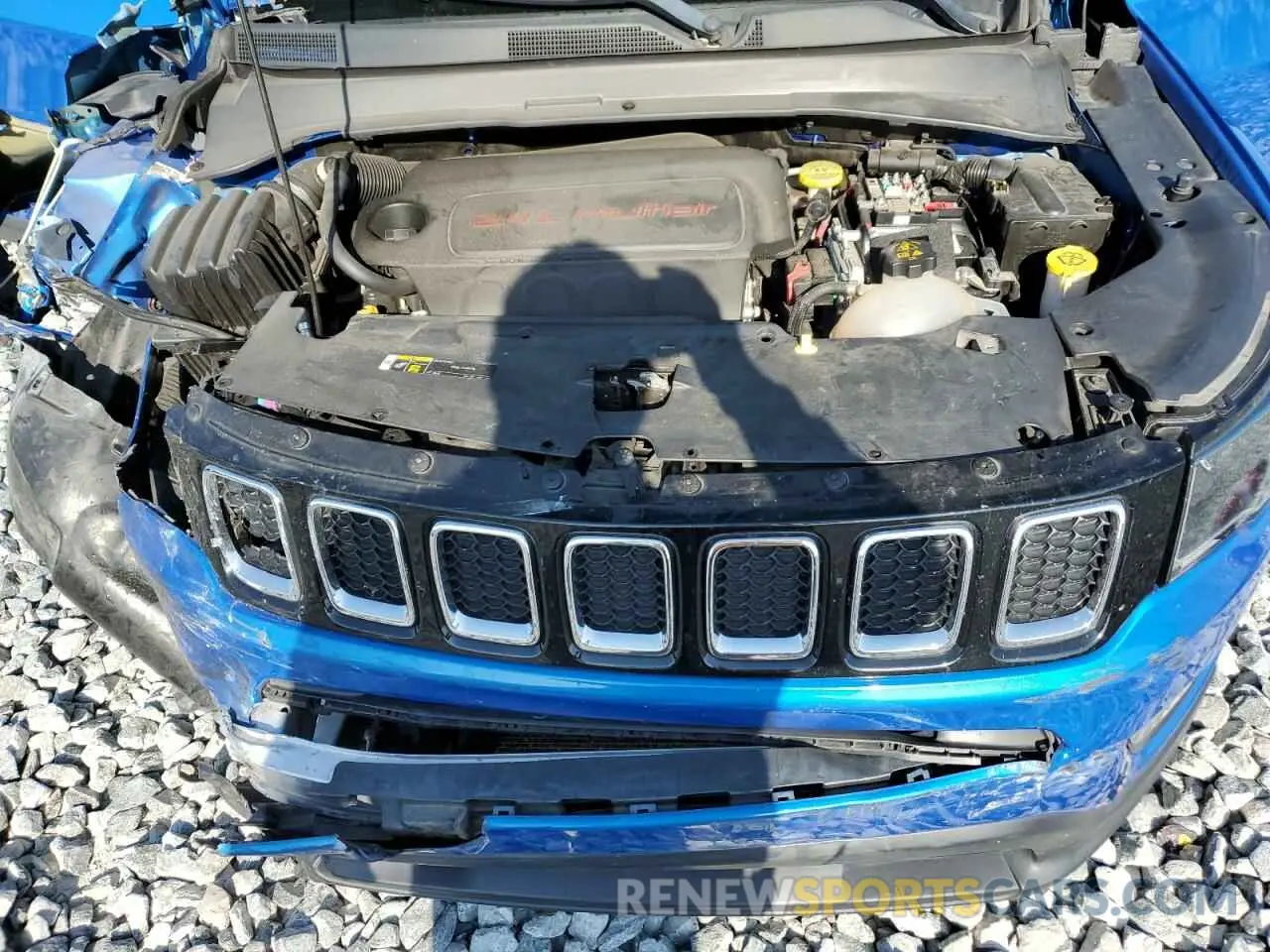 13 Photograph of a damaged car 3C4NJCAB3KT711721 JEEP COMPASS 2019