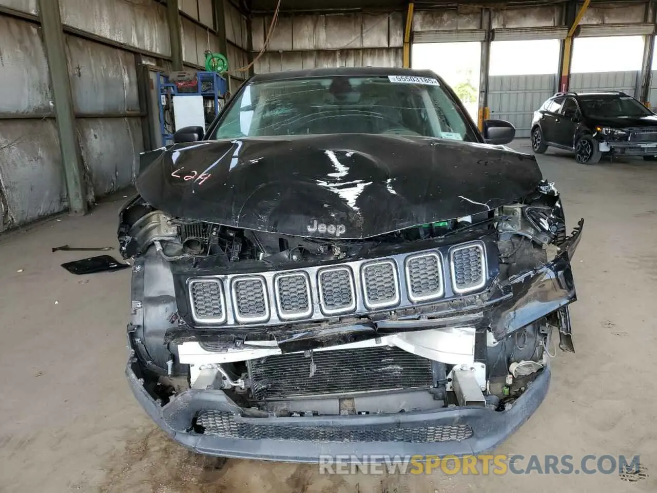 5 Photograph of a damaged car 3C4NJCAB8KT622274 JEEP COMPASS 2019