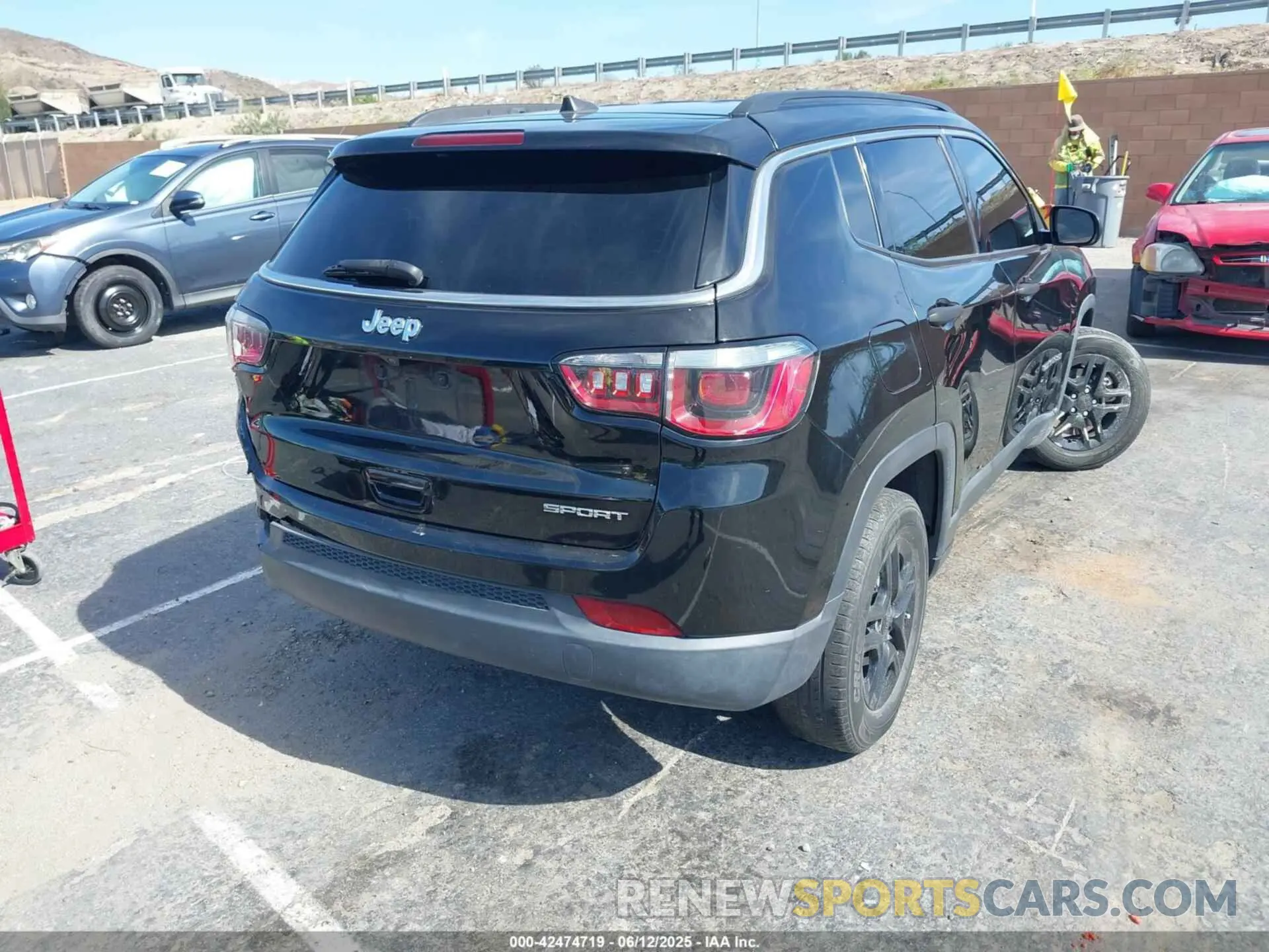 4 Photograph of a damaged car 3C4NJCAB8KT652360 JEEP COMPASS 2019