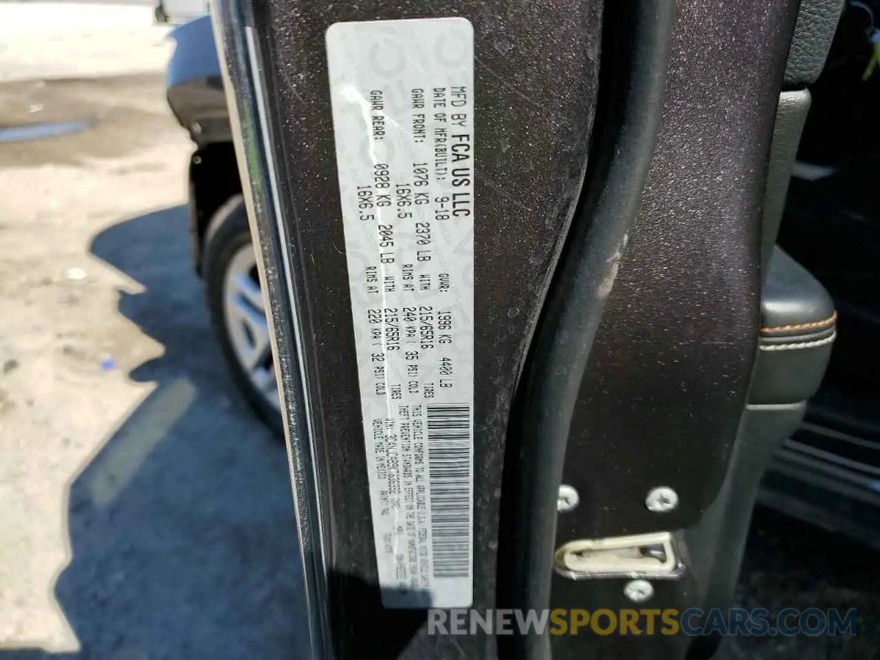 14 Photograph of a damaged car 3C4NJCAB9KT636992 JEEP COMPASS 2019