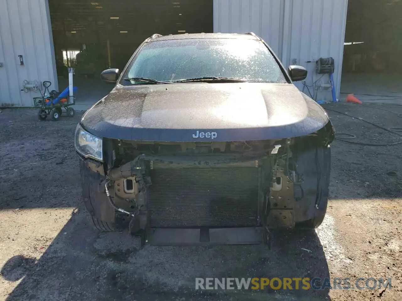5 Photograph of a damaged car 3C4NJCAB9KT636992 JEEP COMPASS 2019