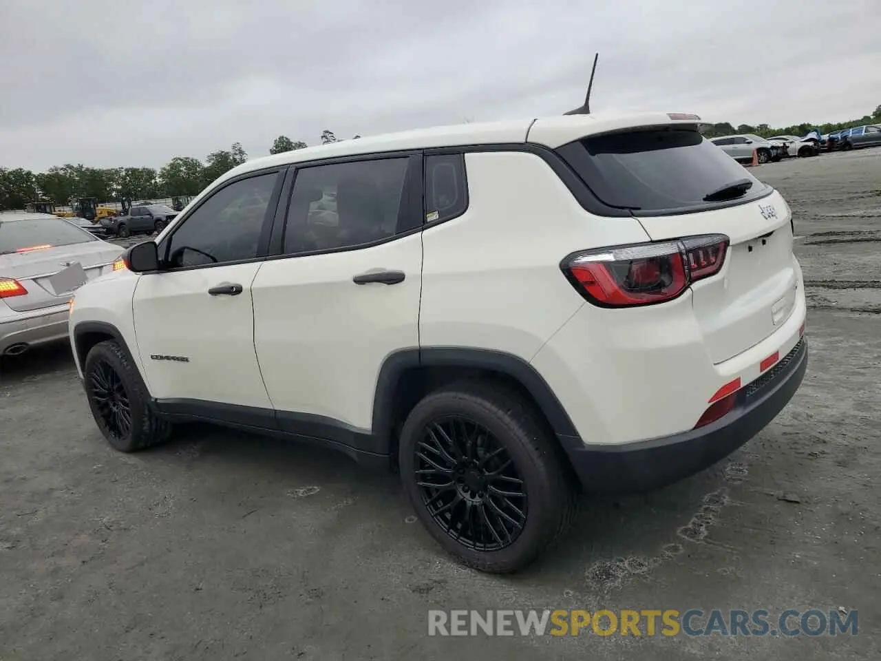 2 Photograph of a damaged car 3C4NJCAB9KT778064 JEEP COMPASS 2019