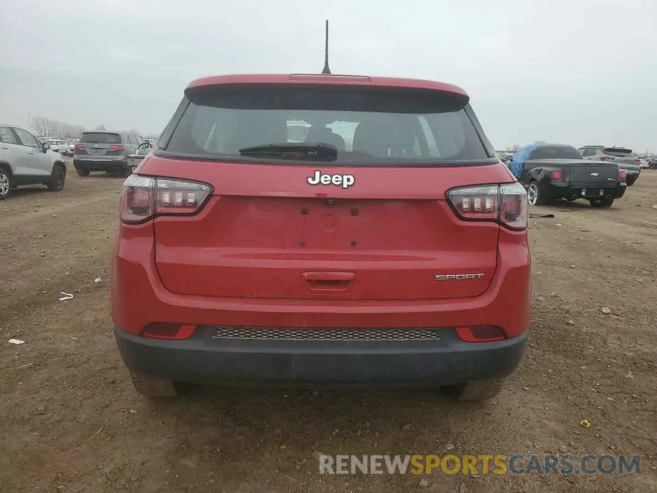 6 Photograph of a damaged car 3C4NJCABXKT715569 JEEP COMPASS 2019