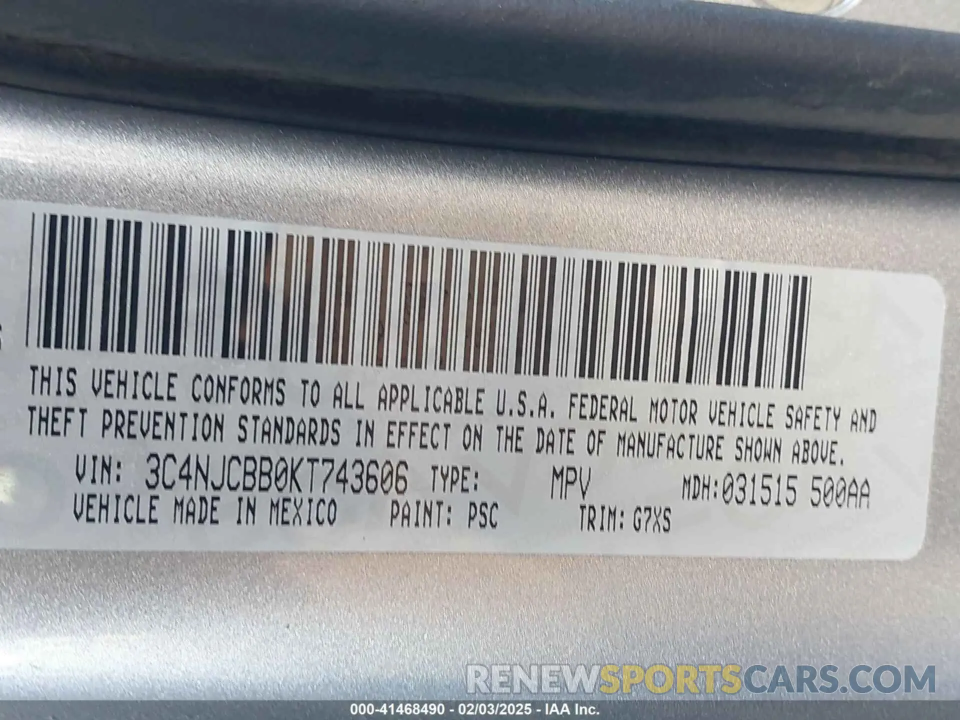 9 Photograph of a damaged car 3C4NJCBB0KT743606 JEEP COMPASS 2019