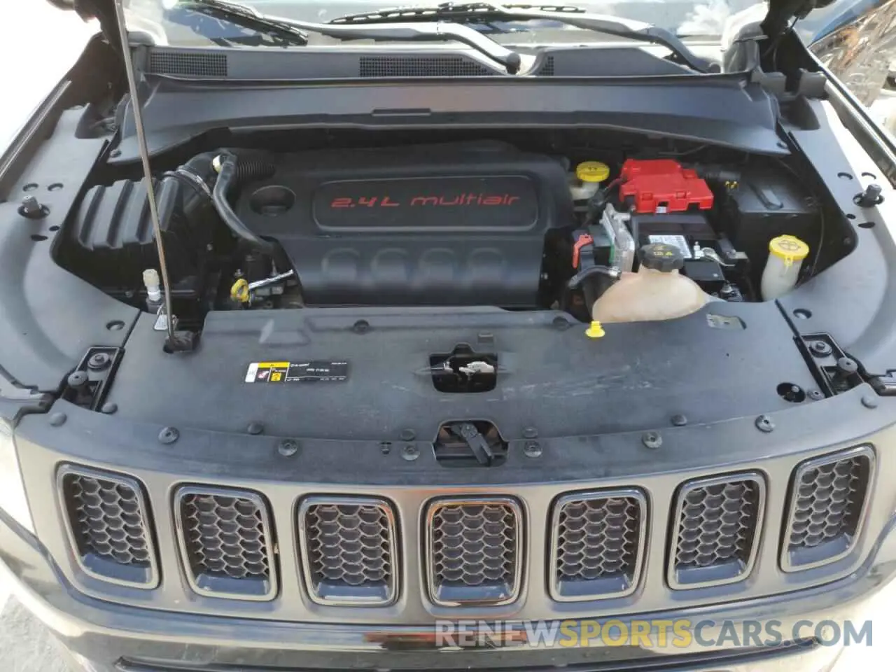 12 Photograph of a damaged car 3C4NJCBB0KT789128 JEEP COMPASS 2019
