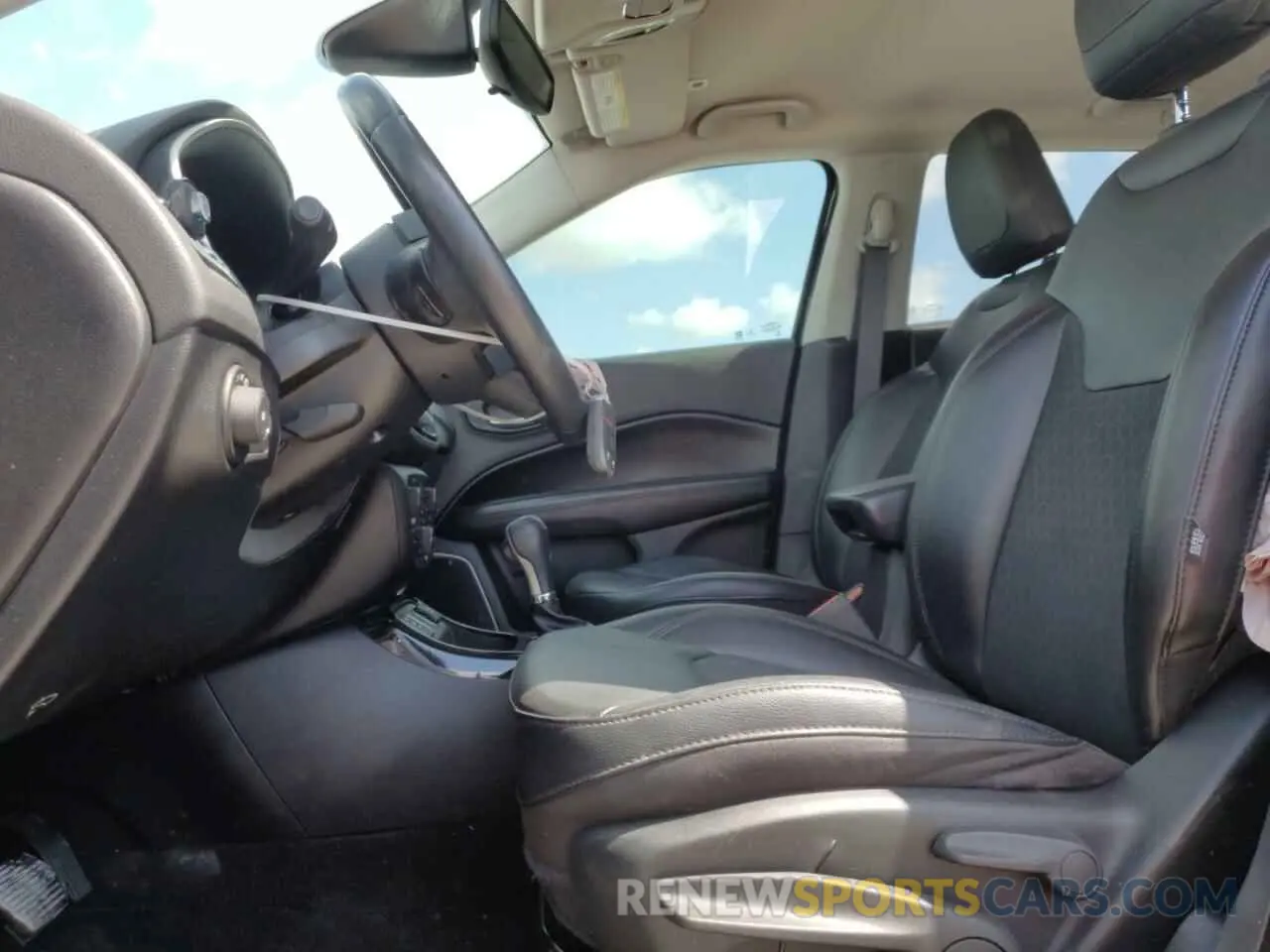 7 Photograph of a damaged car 3C4NJCBB0KT789128 JEEP COMPASS 2019
