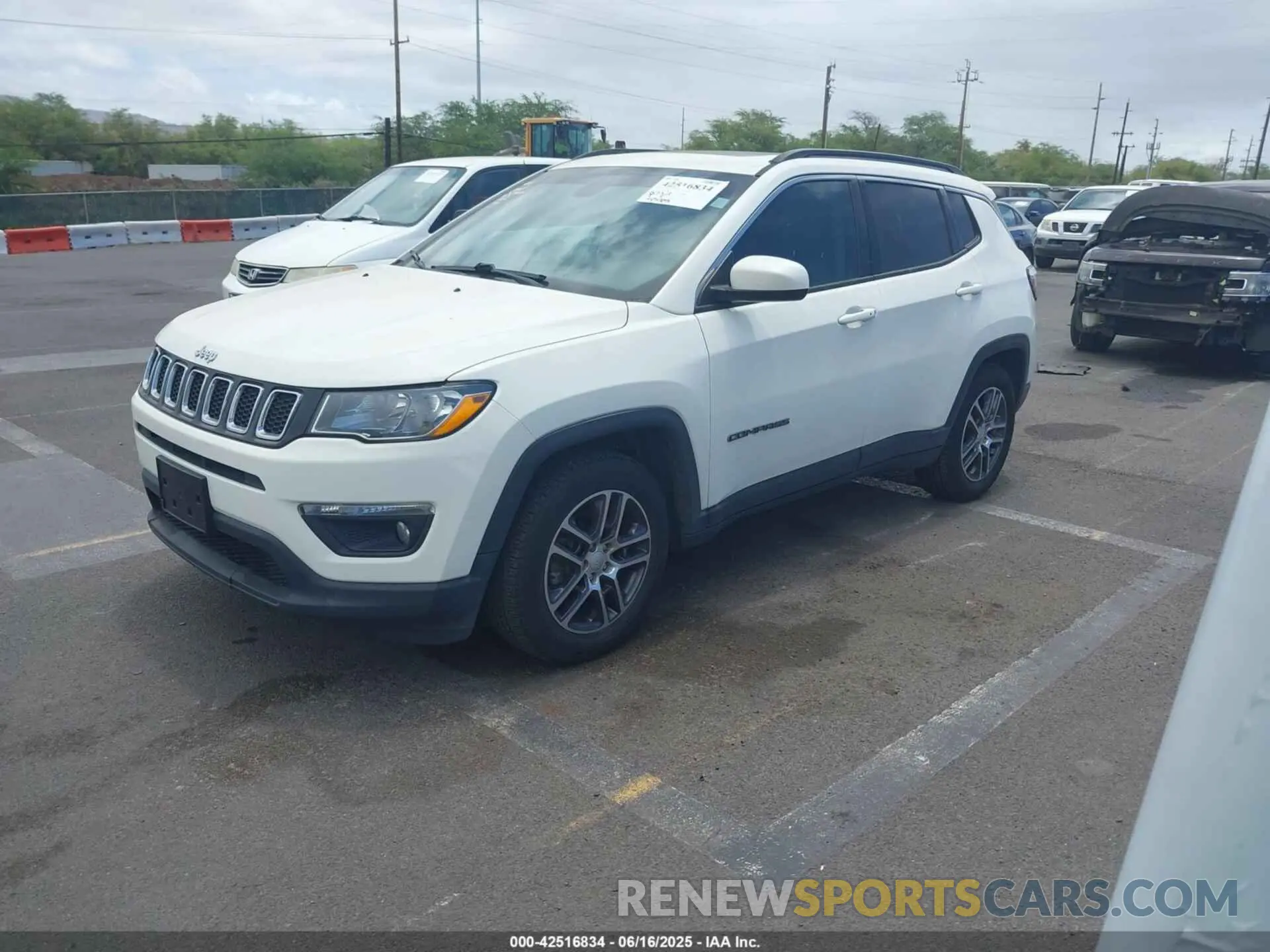 2 Photograph of a damaged car 3C4NJCBB1KT636564 JEEP COMPASS 2019