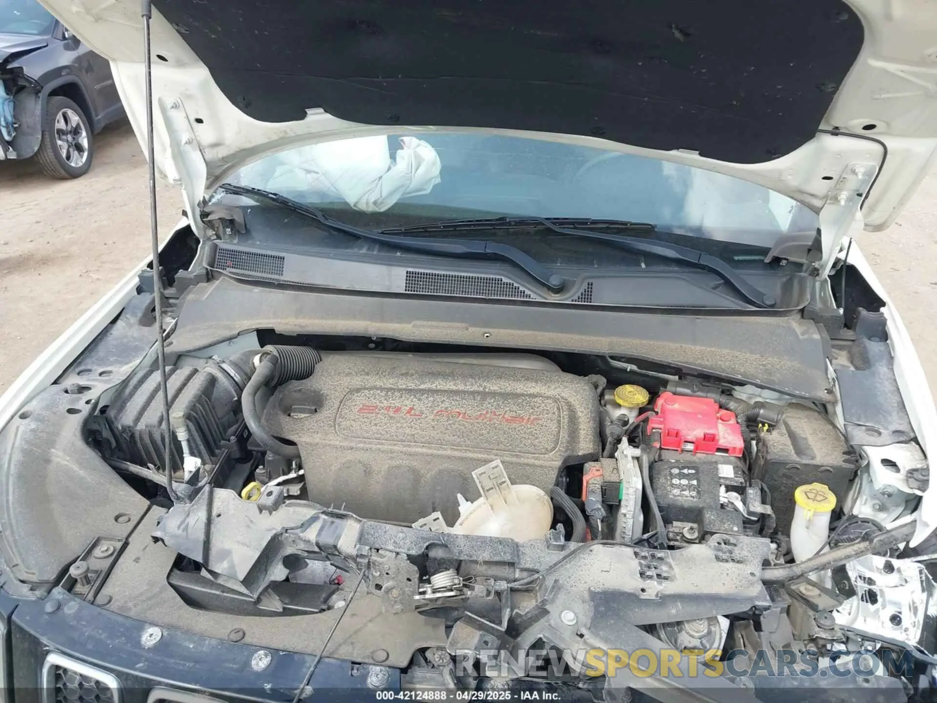 10 Photograph of a damaged car 3C4NJCBB1KT646706 JEEP COMPASS 2019