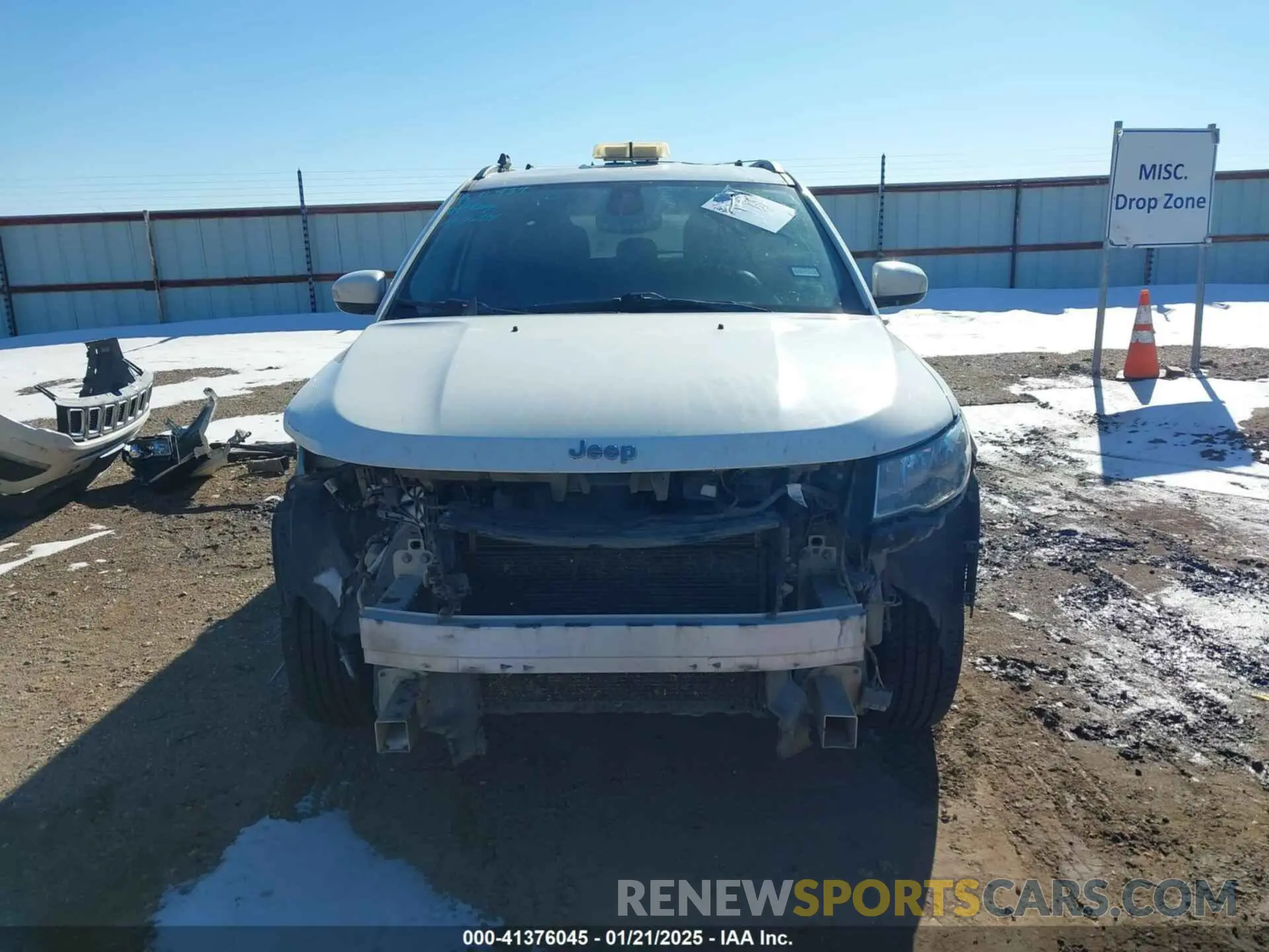 13 Photograph of a damaged car 3C4NJCBB1KT654692 JEEP COMPASS 2019