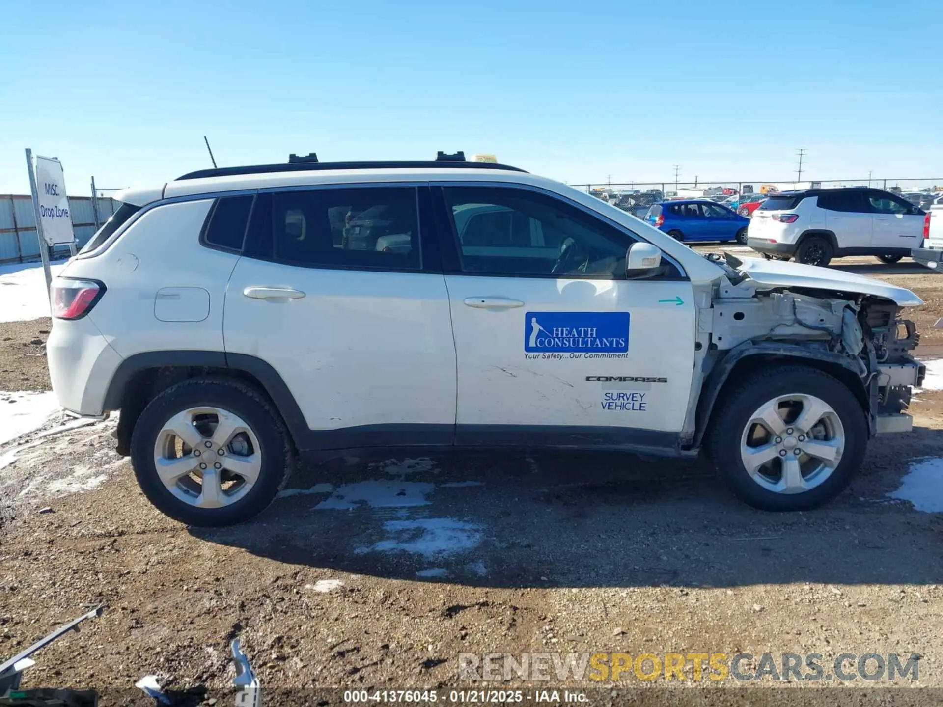 14 Photograph of a damaged car 3C4NJCBB1KT654692 JEEP COMPASS 2019