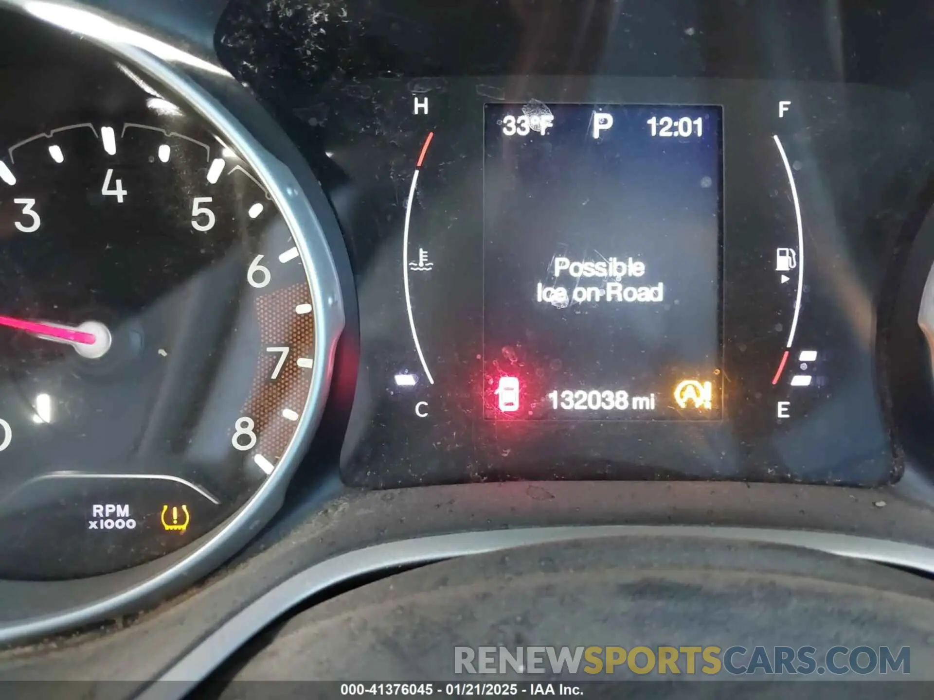 16 Photograph of a damaged car 3C4NJCBB1KT654692 JEEP COMPASS 2019