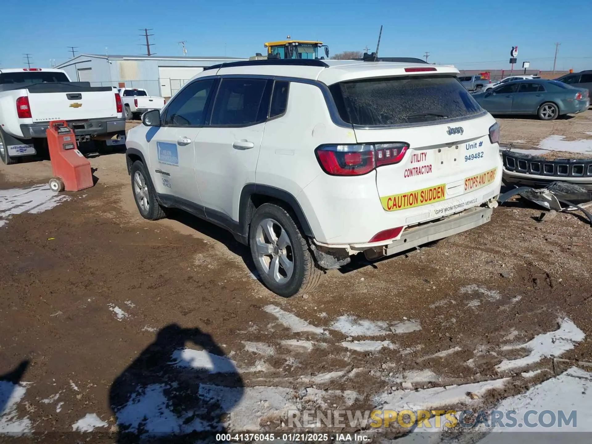 3 Photograph of a damaged car 3C4NJCBB1KT654692 JEEP COMPASS 2019
