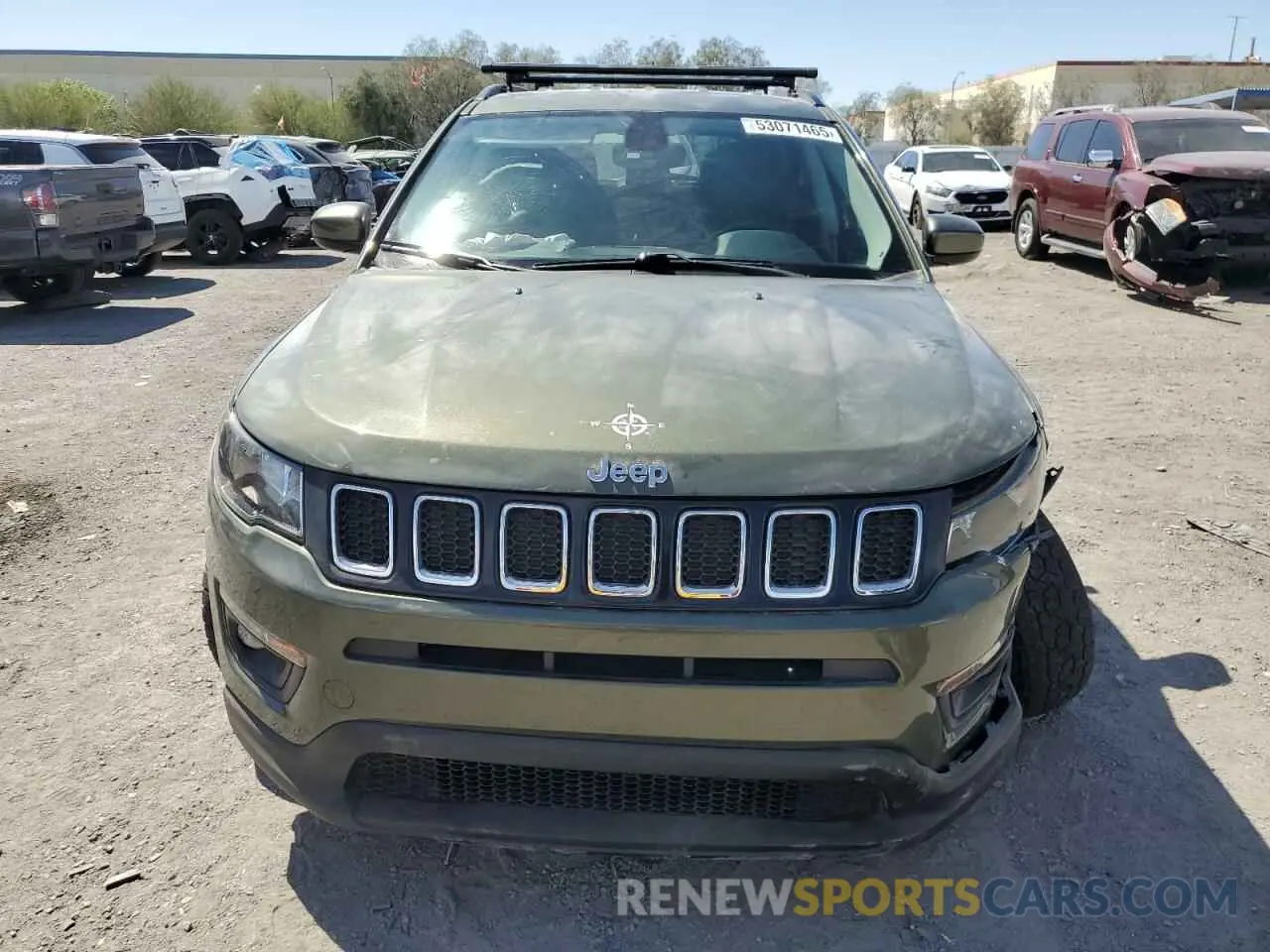 5 Photograph of a damaged car 3C4NJCBB1KT743968 JEEP COMPASS 2019