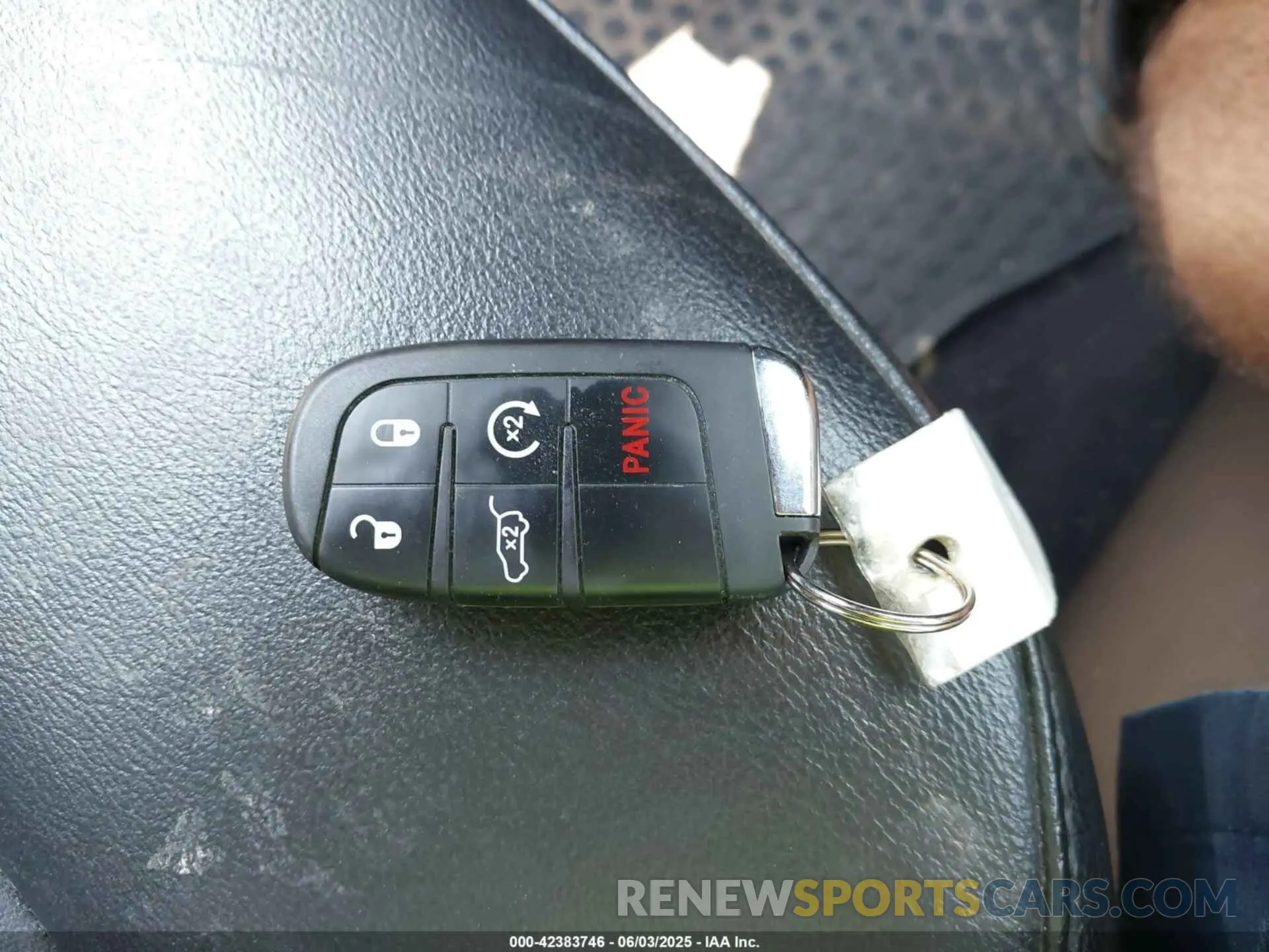 11 Photograph of a damaged car 3C4NJCBB1KT844217 JEEP COMPASS 2019
