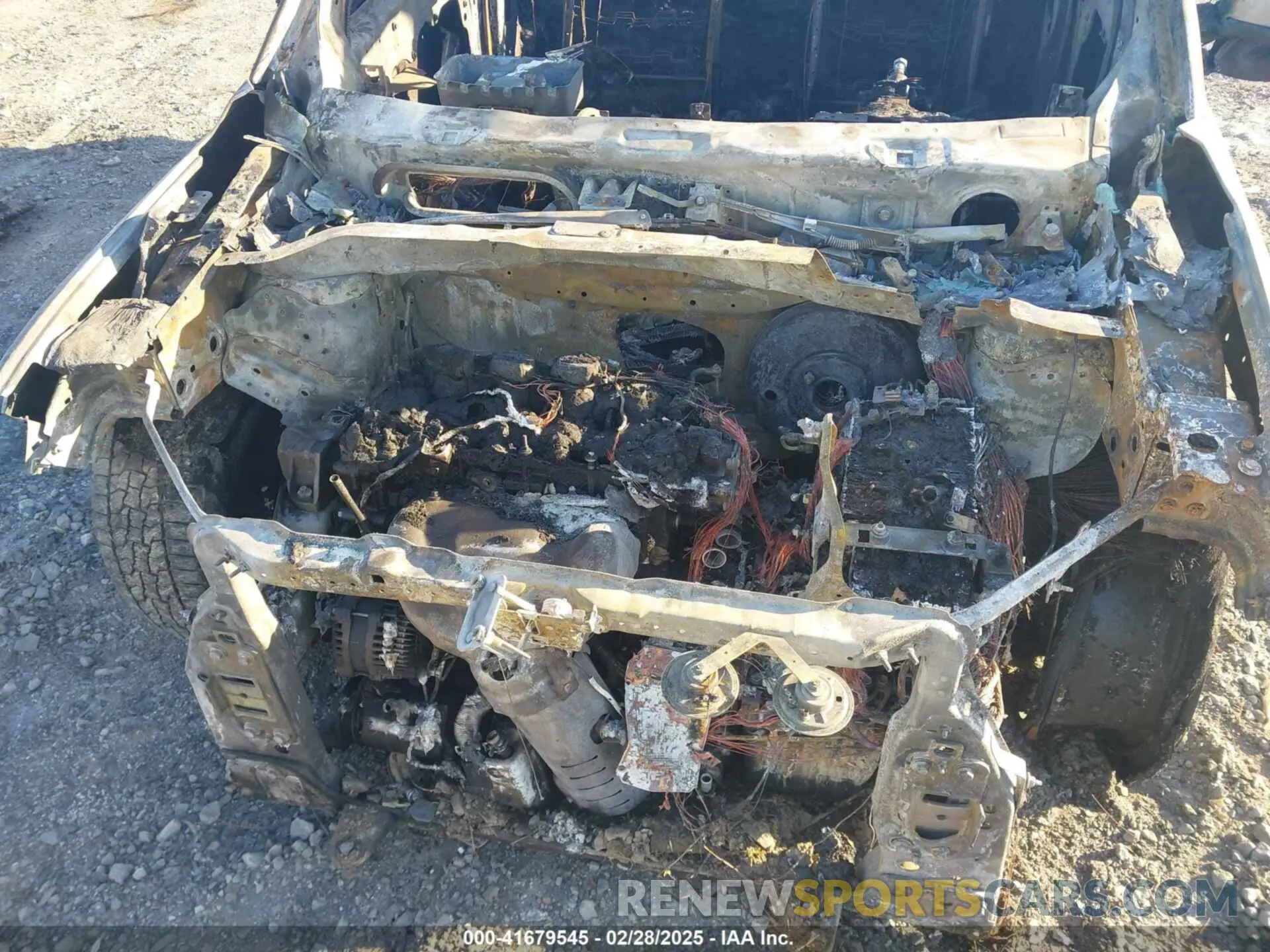 10 Photograph of a damaged car 3C4NJCBB2KT782410 JEEP COMPASS 2019