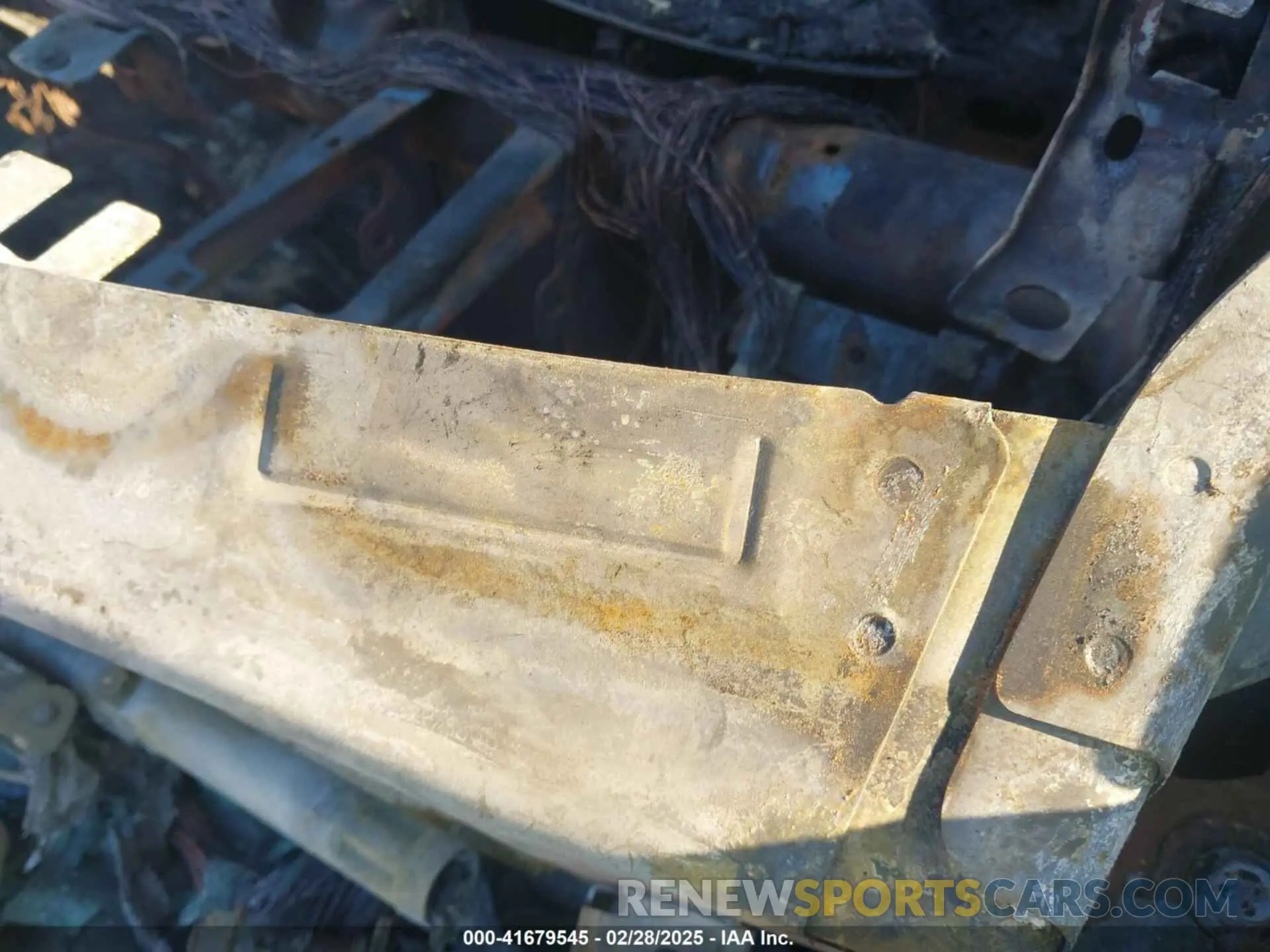 9 Photograph of a damaged car 3C4NJCBB2KT782410 JEEP COMPASS 2019