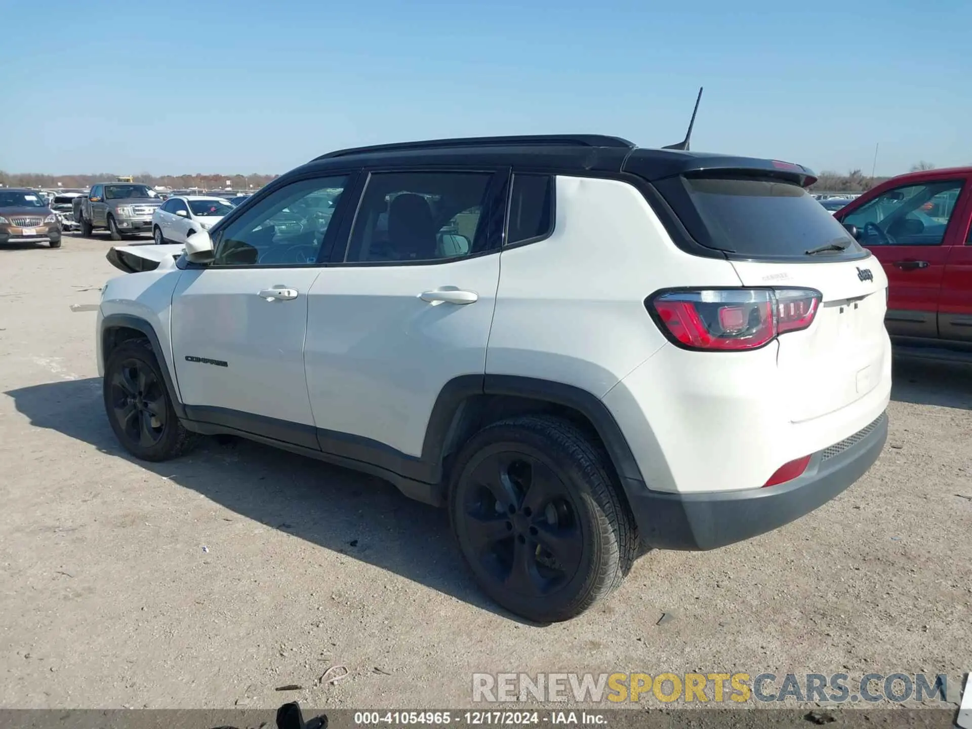 3 Photograph of a damaged car 3C4NJCBB2KT832402 JEEP COMPASS 2019