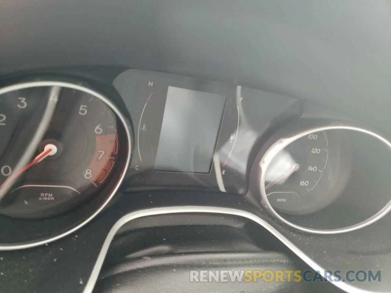 9 Photograph of a damaged car 3C4NJCBB2KT843741 JEEP COMPASS 2019