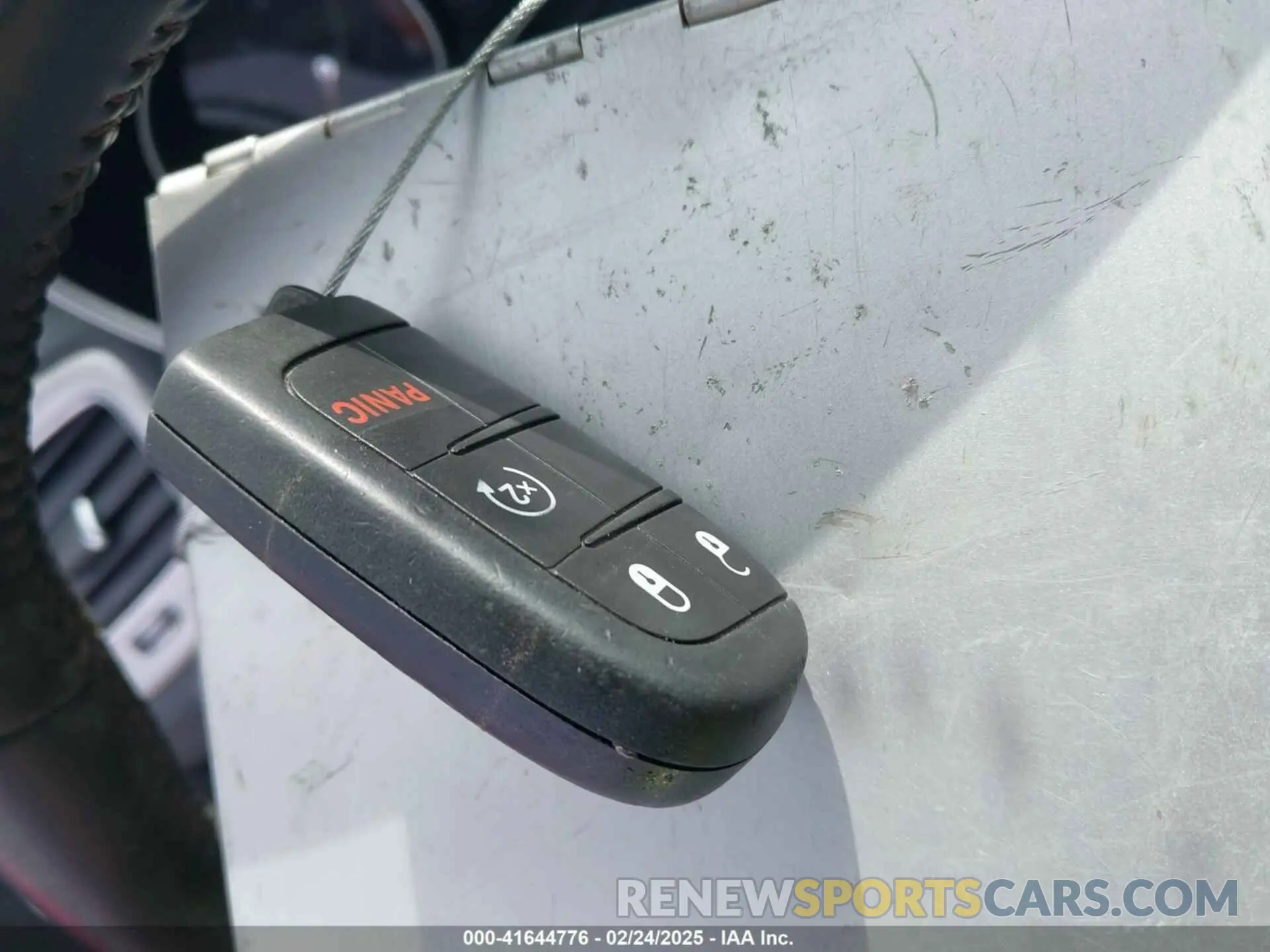 11 Photograph of a damaged car 3C4NJCBB3KT615845 JEEP COMPASS 2019
