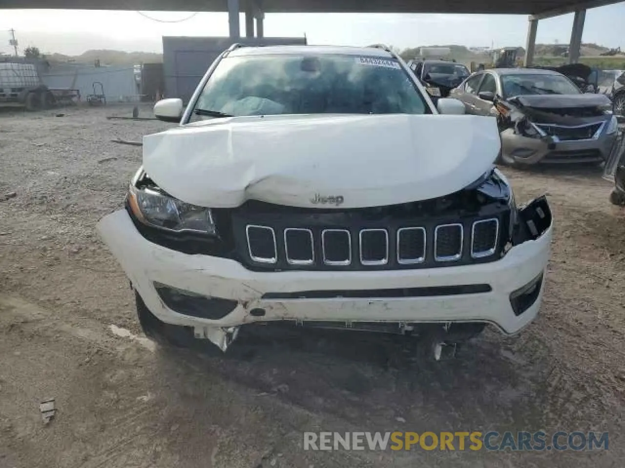 5 Photograph of a damaged car 3C4NJCBB3KT736522 JEEP COMPASS 2019