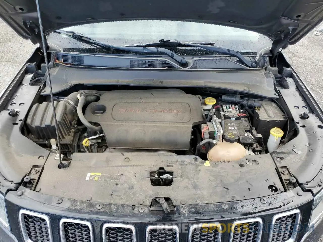 12 Photograph of a damaged car 3C4NJCBB3KT788913 JEEP COMPASS 2019