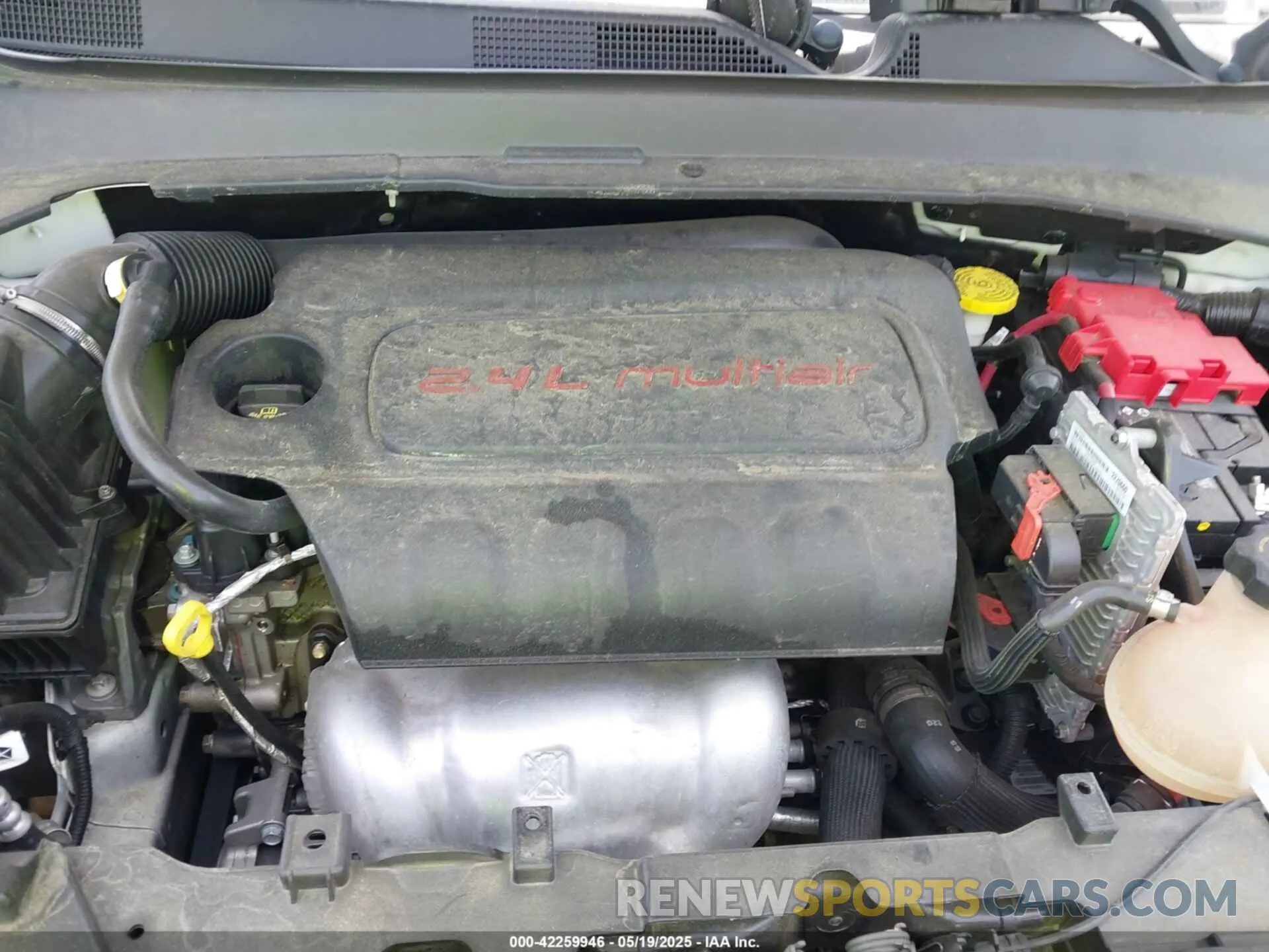 10 Photograph of a damaged car 3C4NJCBB3KT832263 JEEP COMPASS 2019