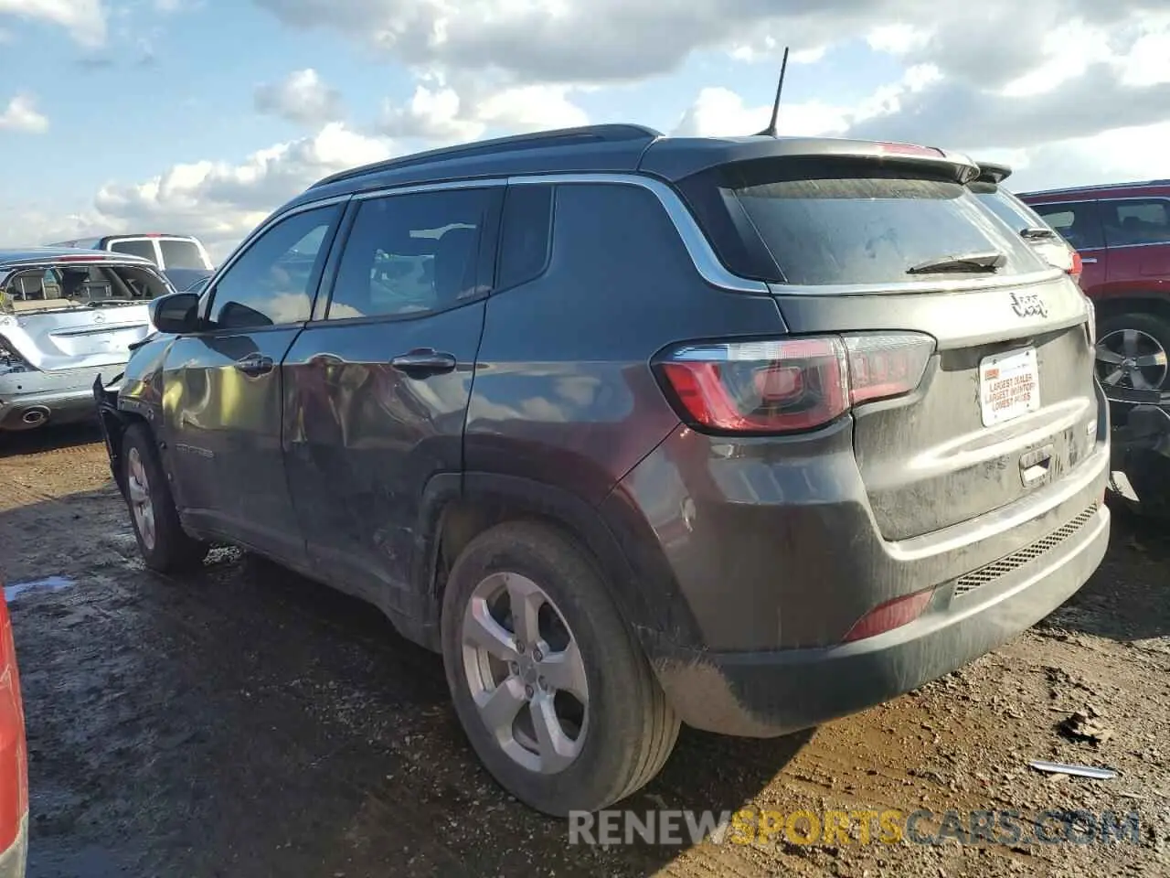 2 Photograph of a damaged car 3C4NJCBB3KT852044 JEEP COMPASS 2019
