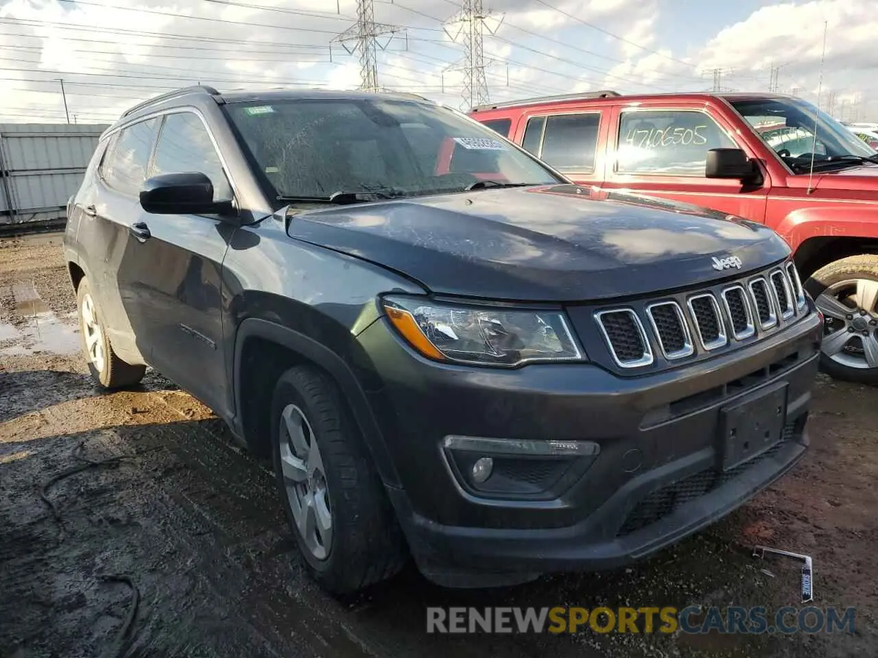 4 Photograph of a damaged car 3C4NJCBB3KT852044 JEEP COMPASS 2019