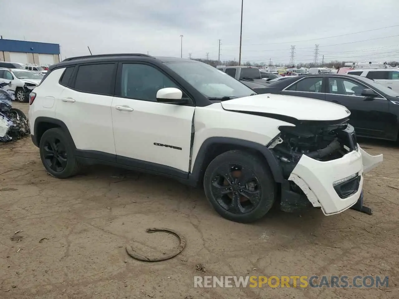 4 Photograph of a damaged car 3C4NJCBB4KT618673 JEEP COMPASS 2019