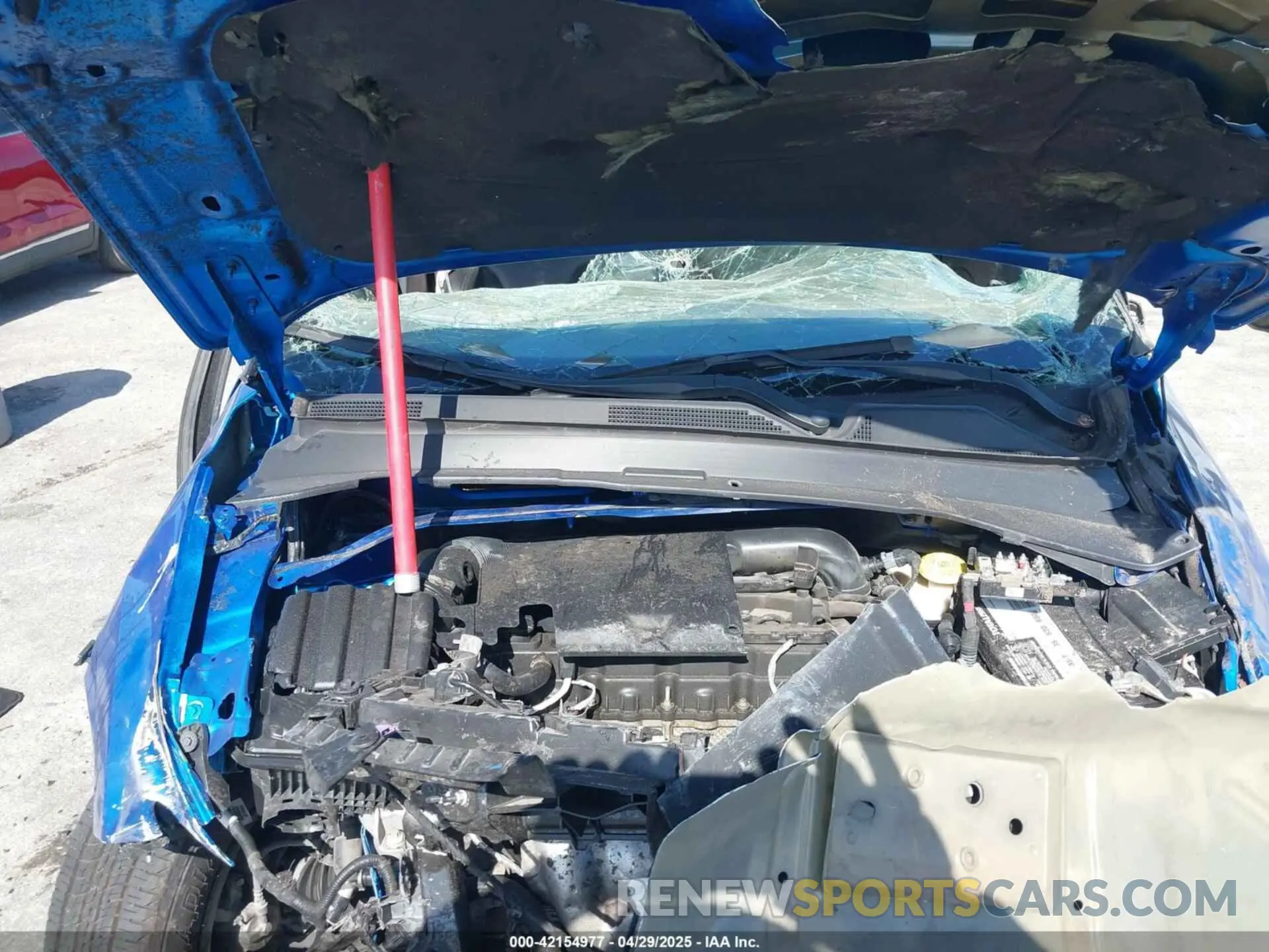 10 Photograph of a damaged car 3C4NJCBB4KT667615 JEEP COMPASS 2019