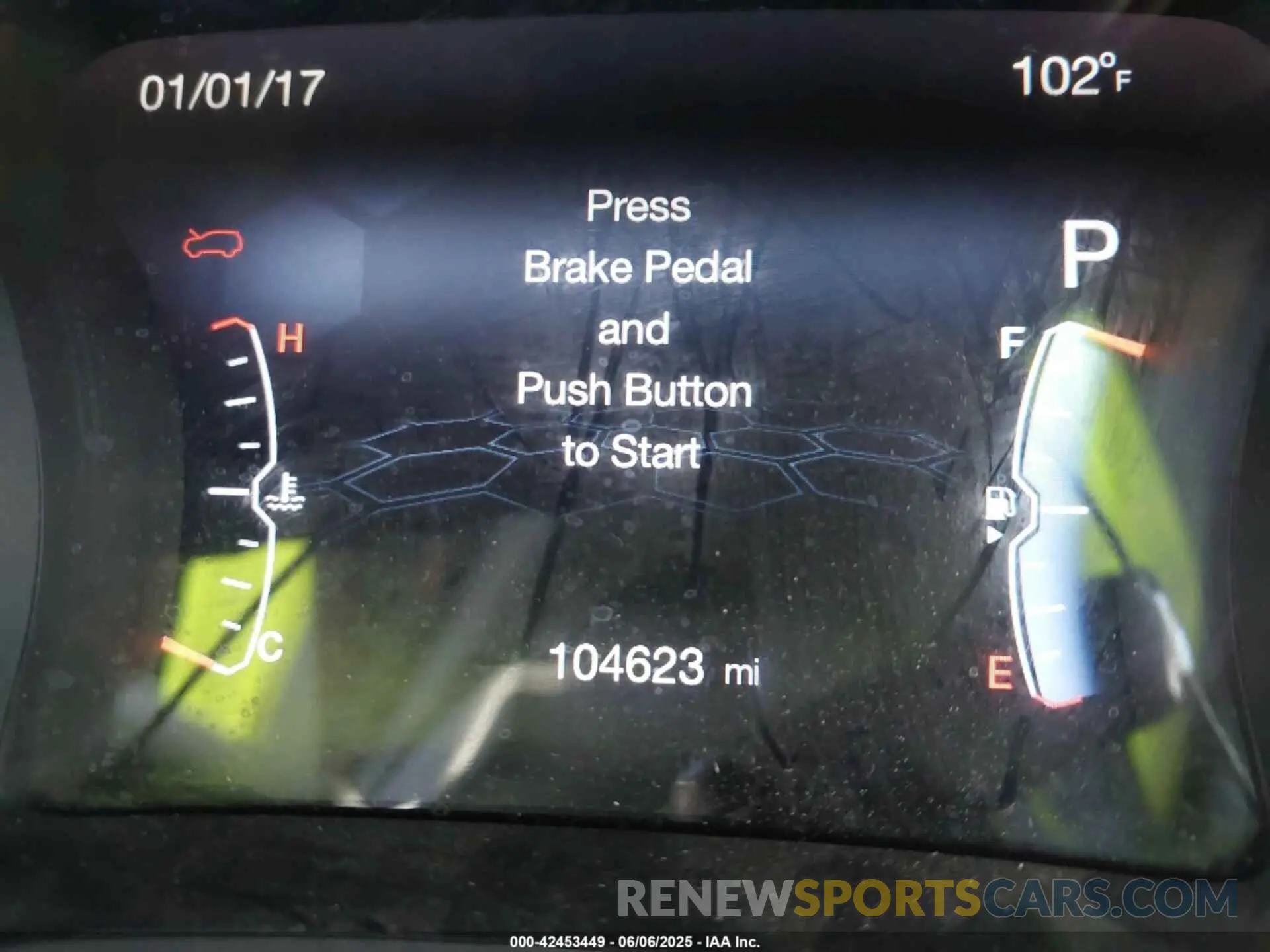 15 Photograph of a damaged car 3C4NJCBB4KT692711 JEEP COMPASS 2019