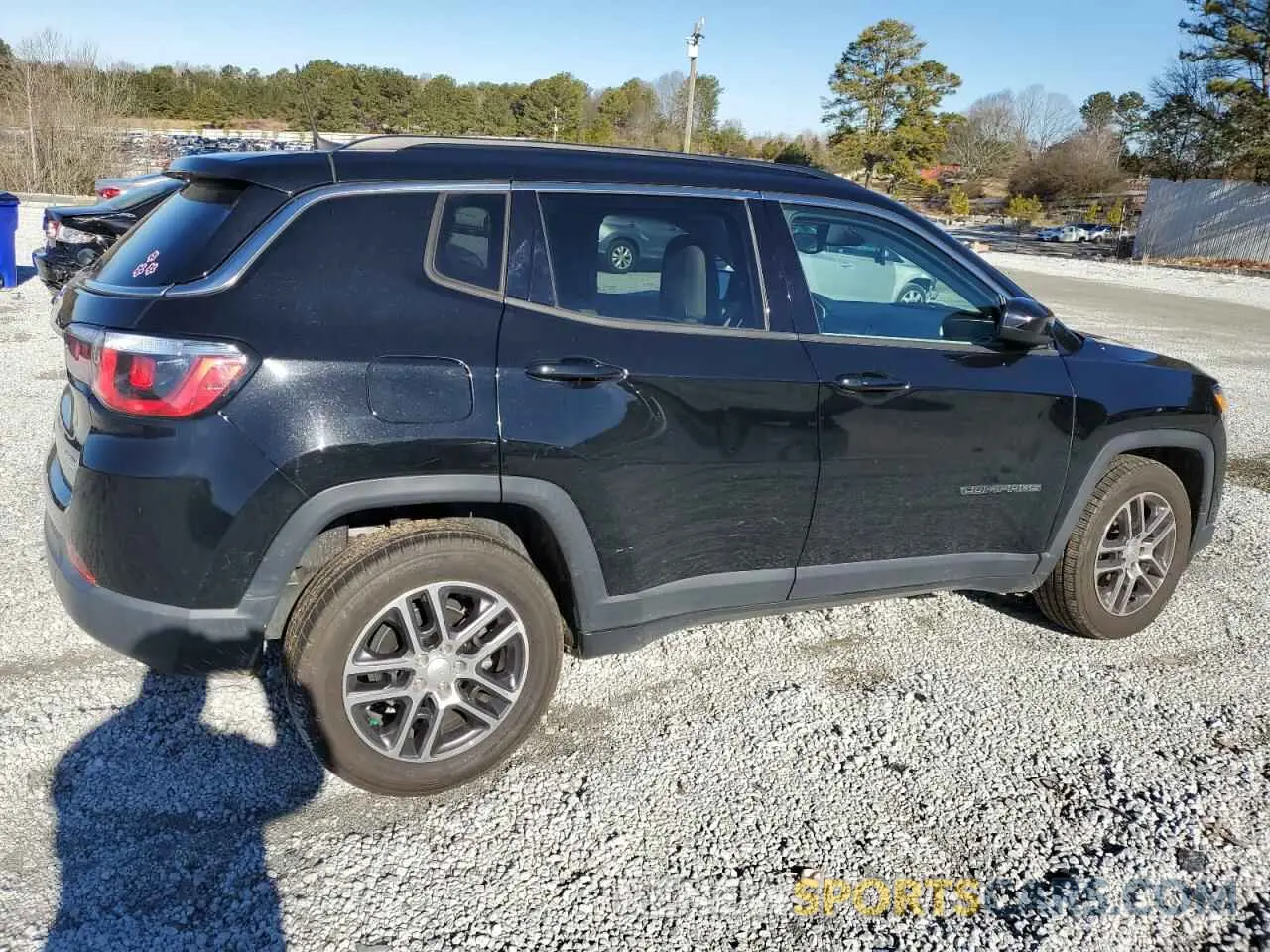 3 Photograph of a damaged car 3C4NJCBB4KT726100 JEEP COMPASS 2019