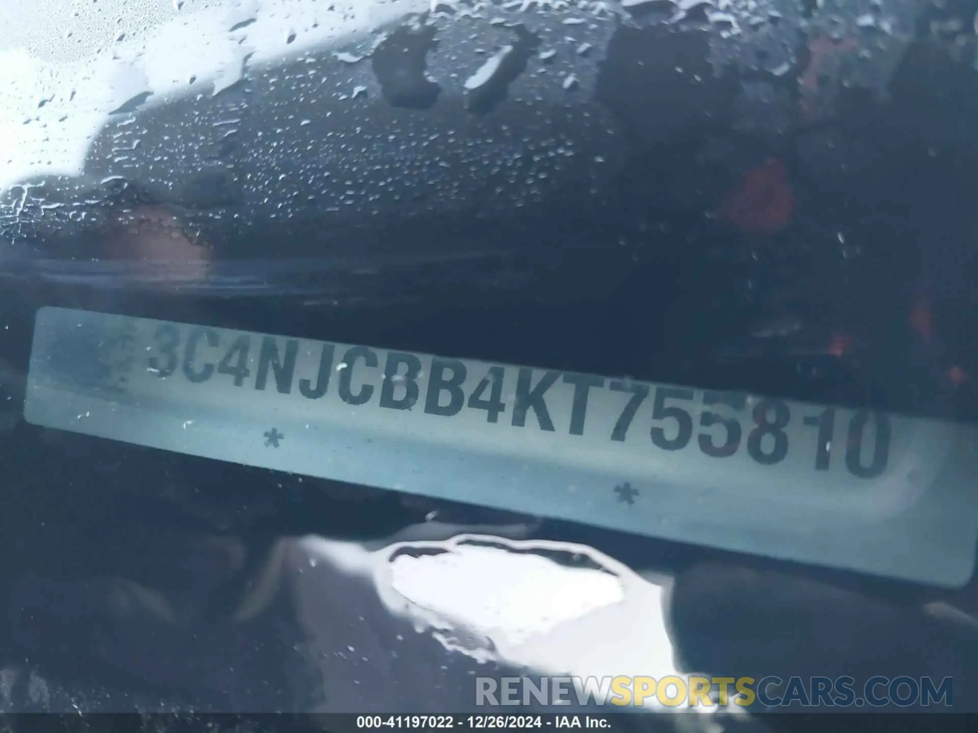 9 Photograph of a damaged car 3C4NJCBB4KT755810 JEEP COMPASS 2019