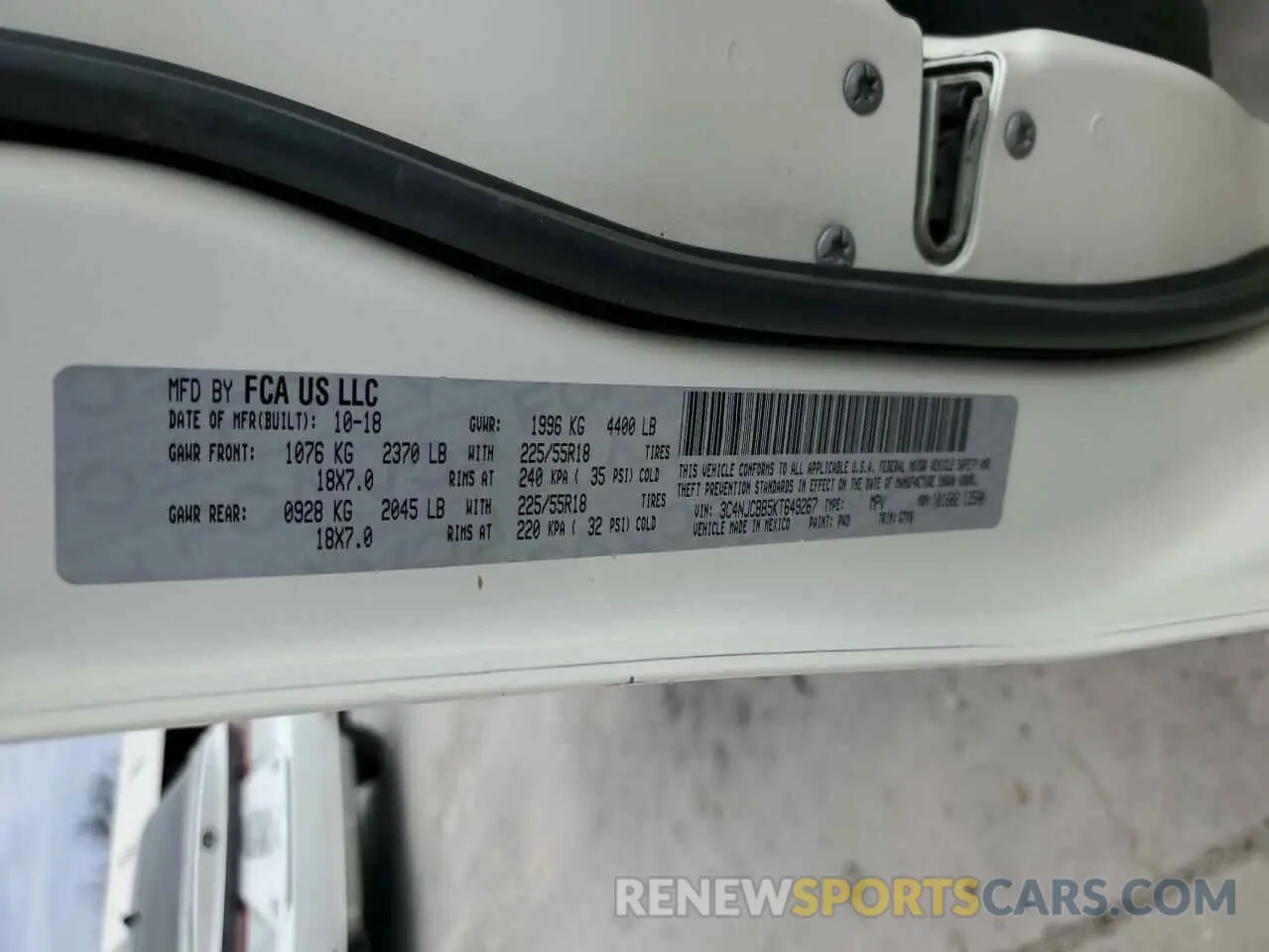 12 Photograph of a damaged car 3C4NJCBB5KT649267 JEEP COMPASS 2019