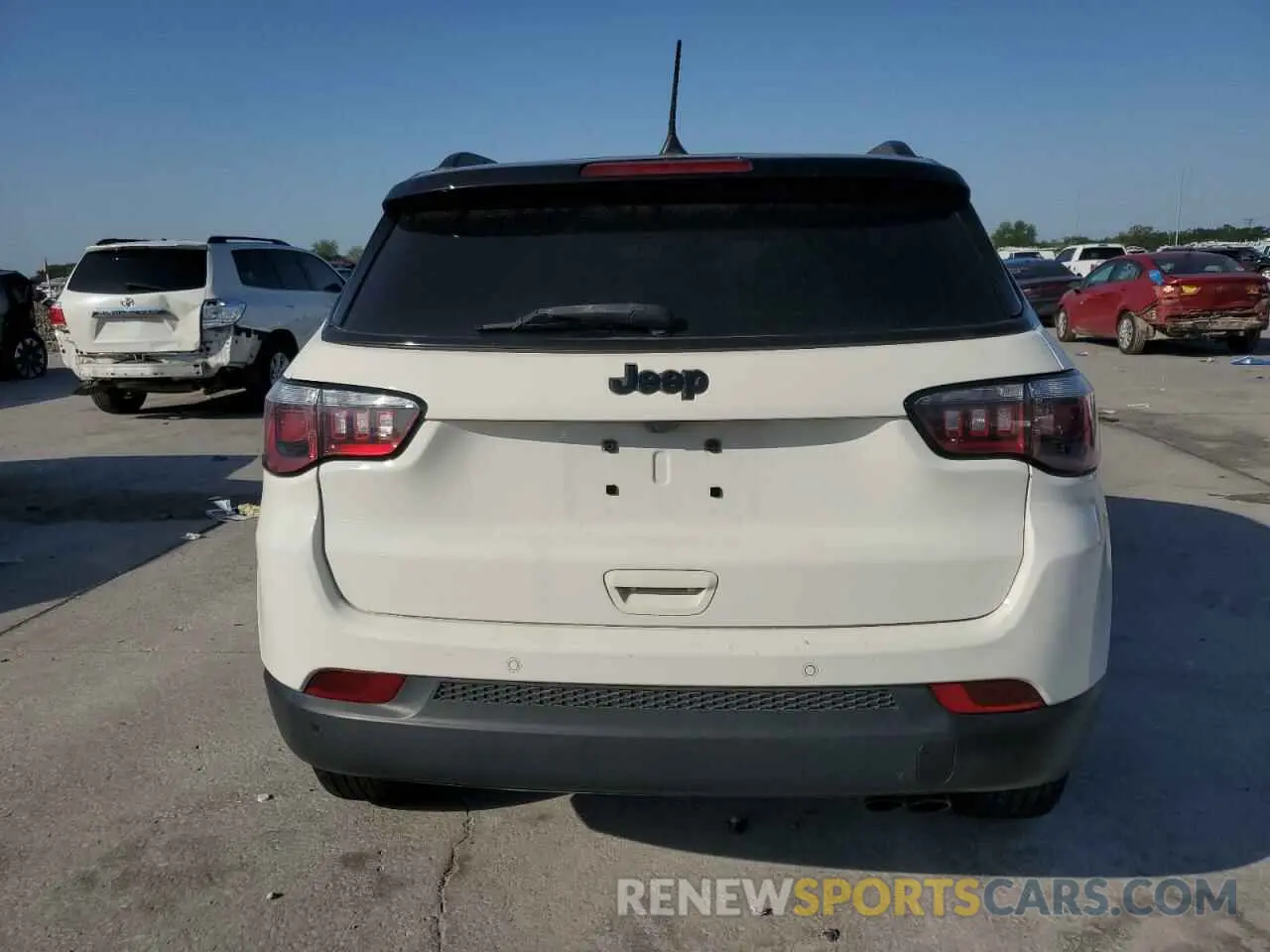 6 Photograph of a damaged car 3C4NJCBB5KT692720 JEEP COMPASS 2019