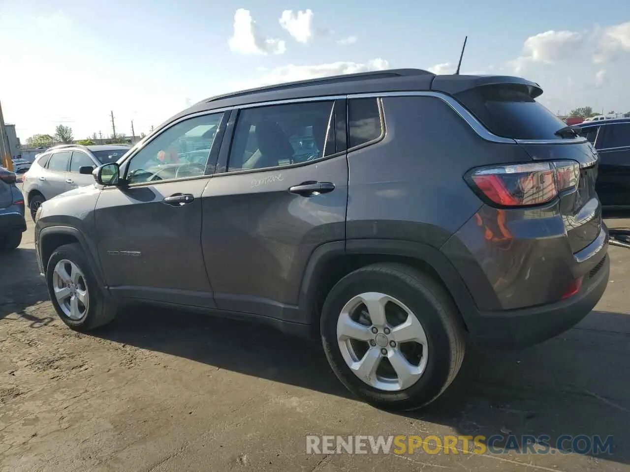 2 Photograph of a damaged car 3C4NJCBB5KT699408 JEEP COMPASS 2019