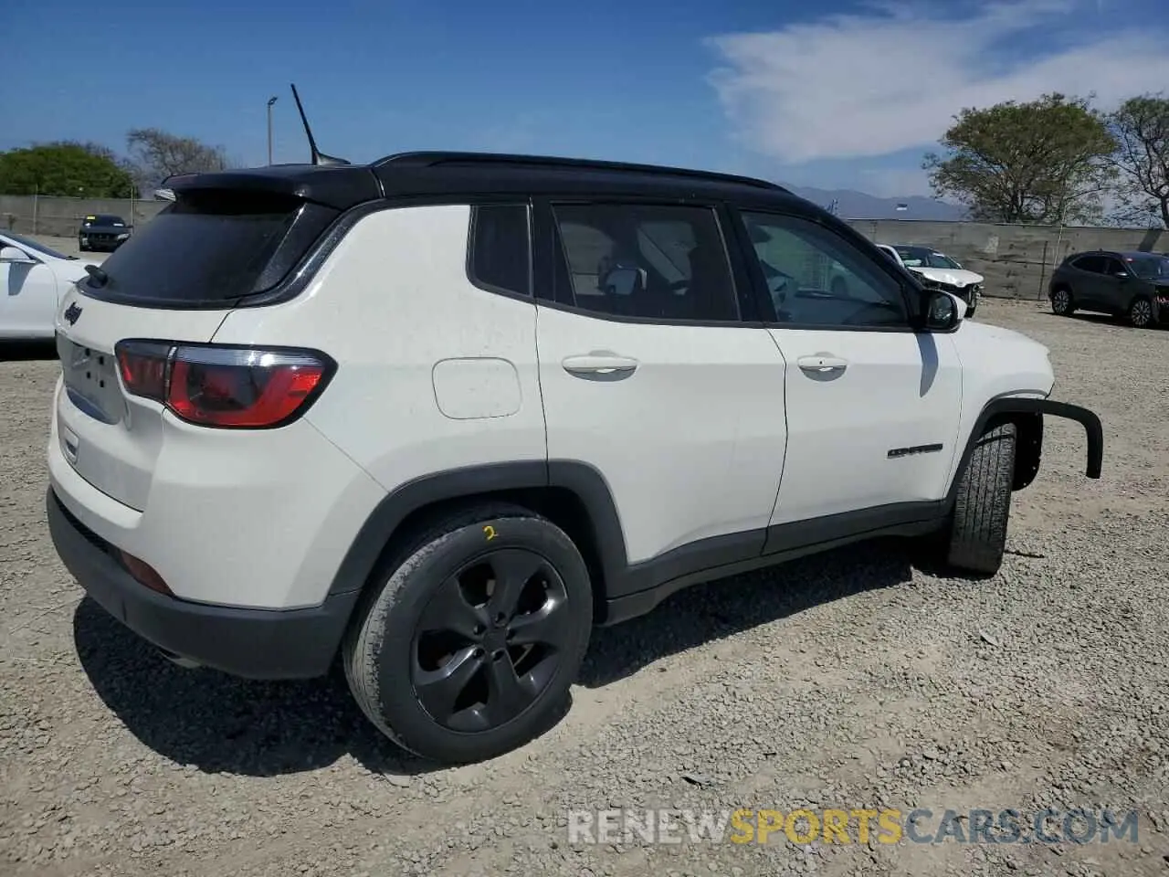 3 Photograph of a damaged car 3C4NJCBB5KT743181 JEEP COMPASS 2019