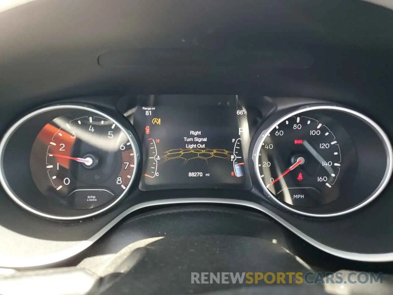 9 Photograph of a damaged car 3C4NJCBB5KT743181 JEEP COMPASS 2019
