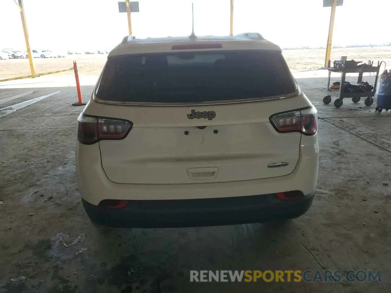 6 Photograph of a damaged car 3C4NJCBB5KT809244 JEEP COMPASS 2019