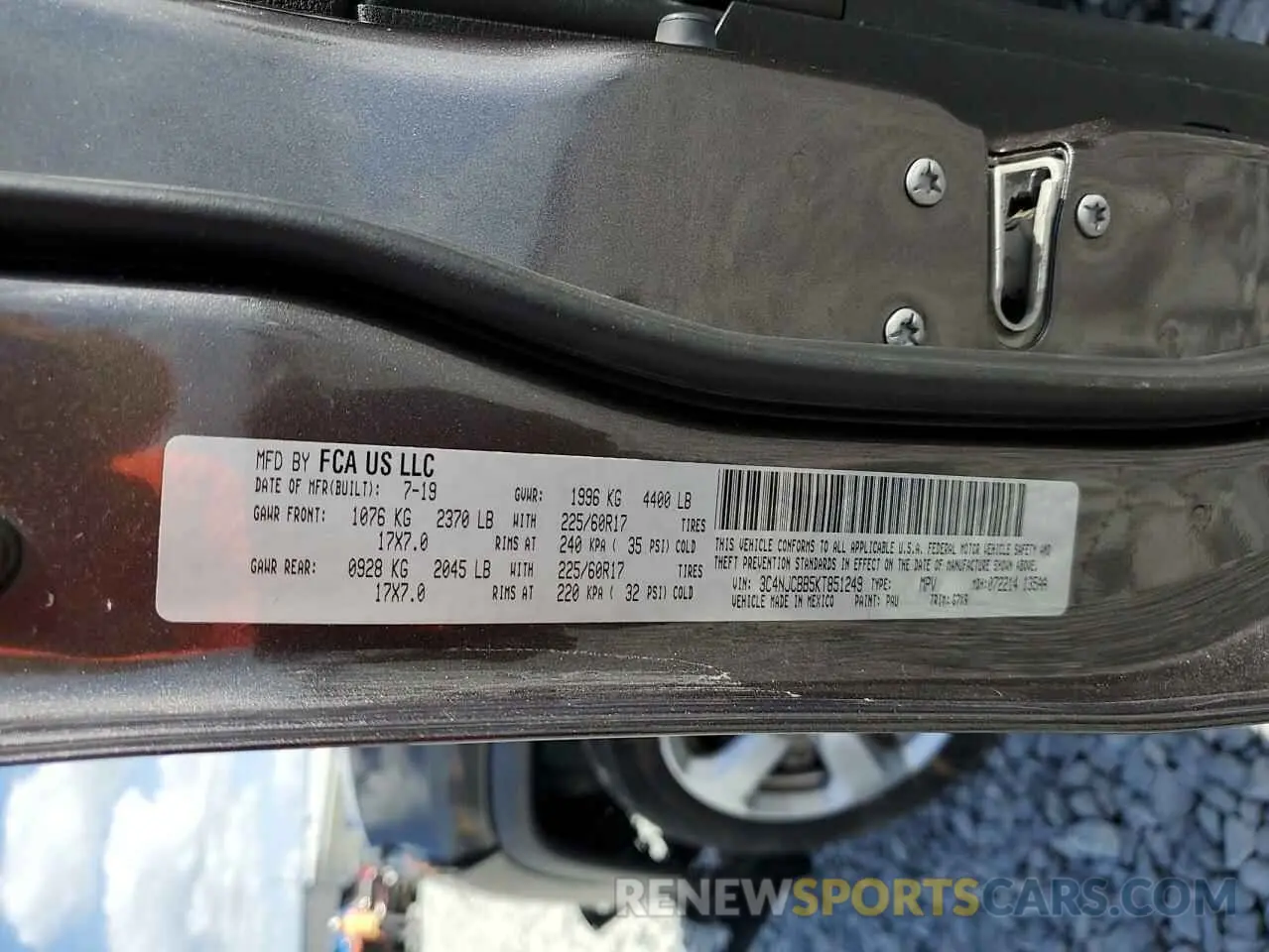13 Photograph of a damaged car 3C4NJCBB5KT851249 JEEP COMPASS 2019