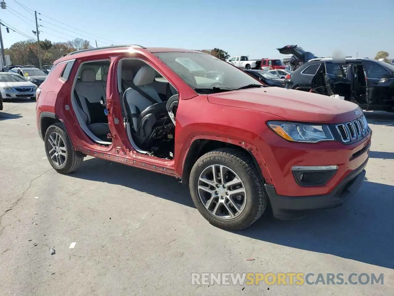 4 Photograph of a damaged car 3C4NJCBB6KT637161 JEEP COMPASS 2019